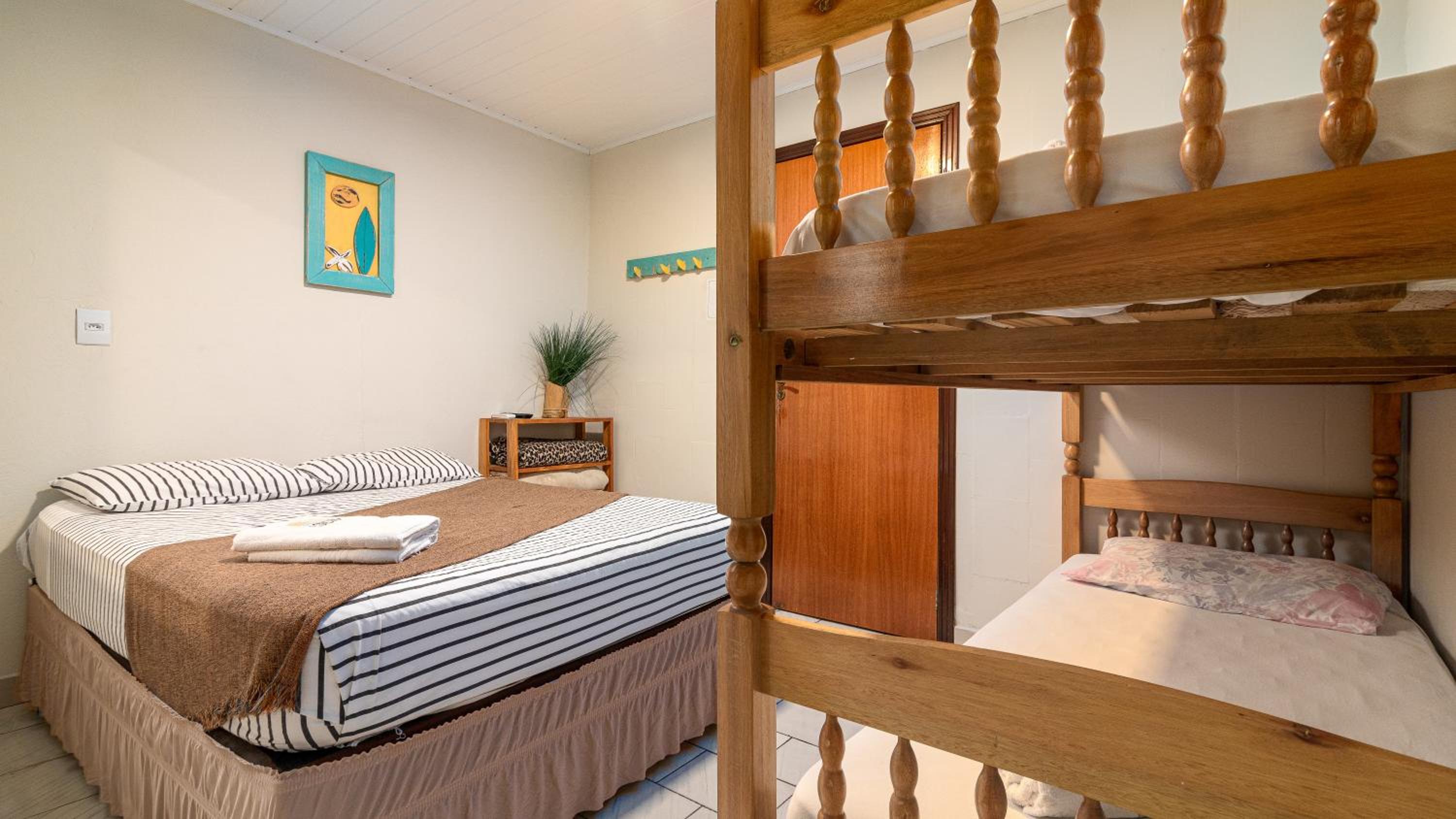 Economy Triple Room photo 1