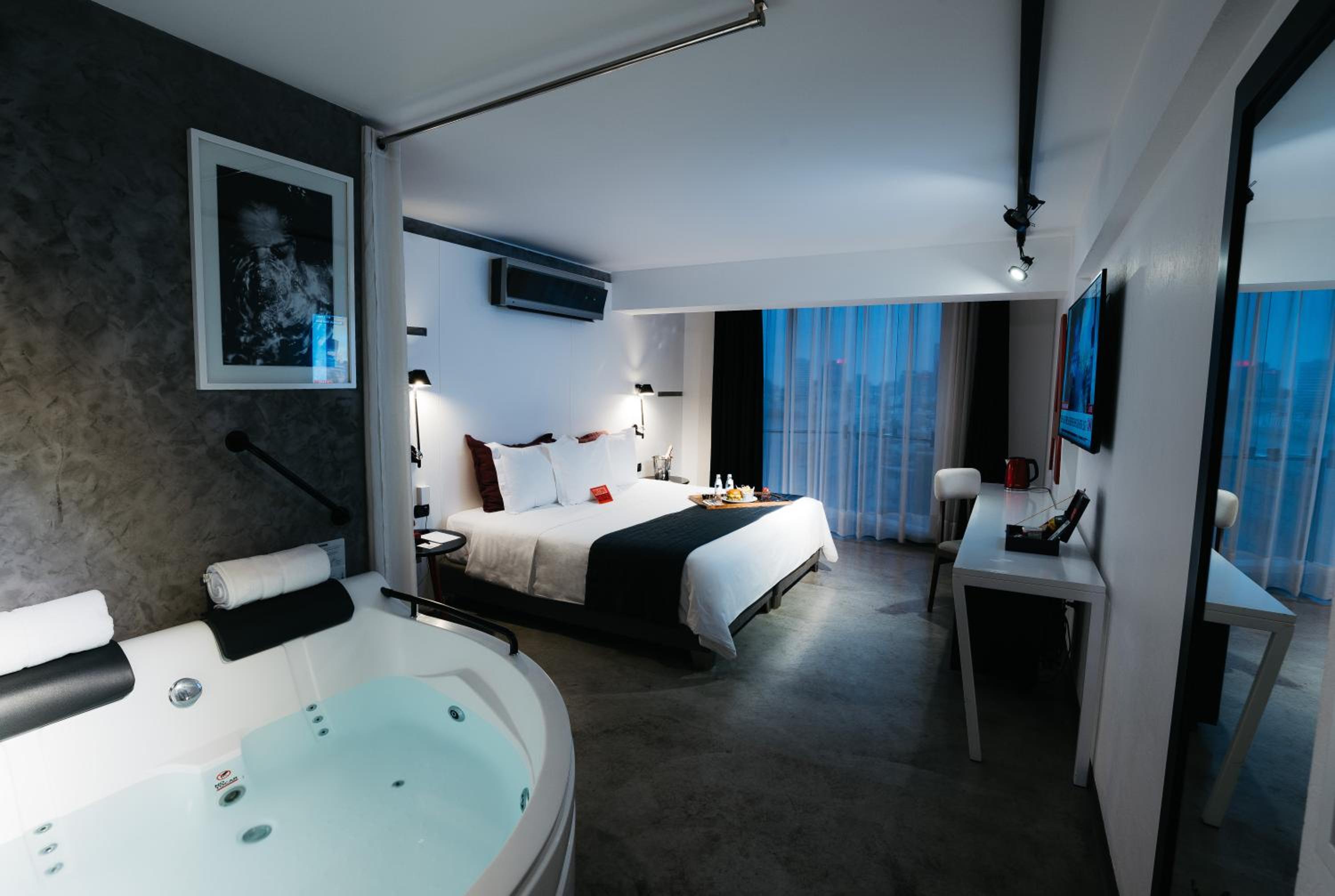 Executive Double Room - Photo 1