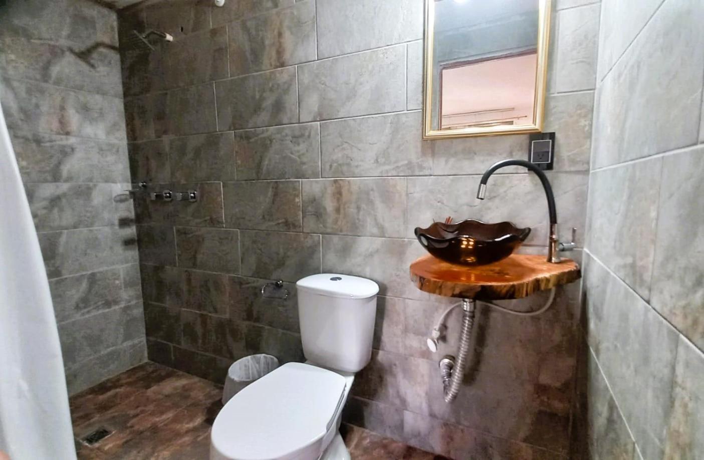 Double Room with Private Bathroom photo 1