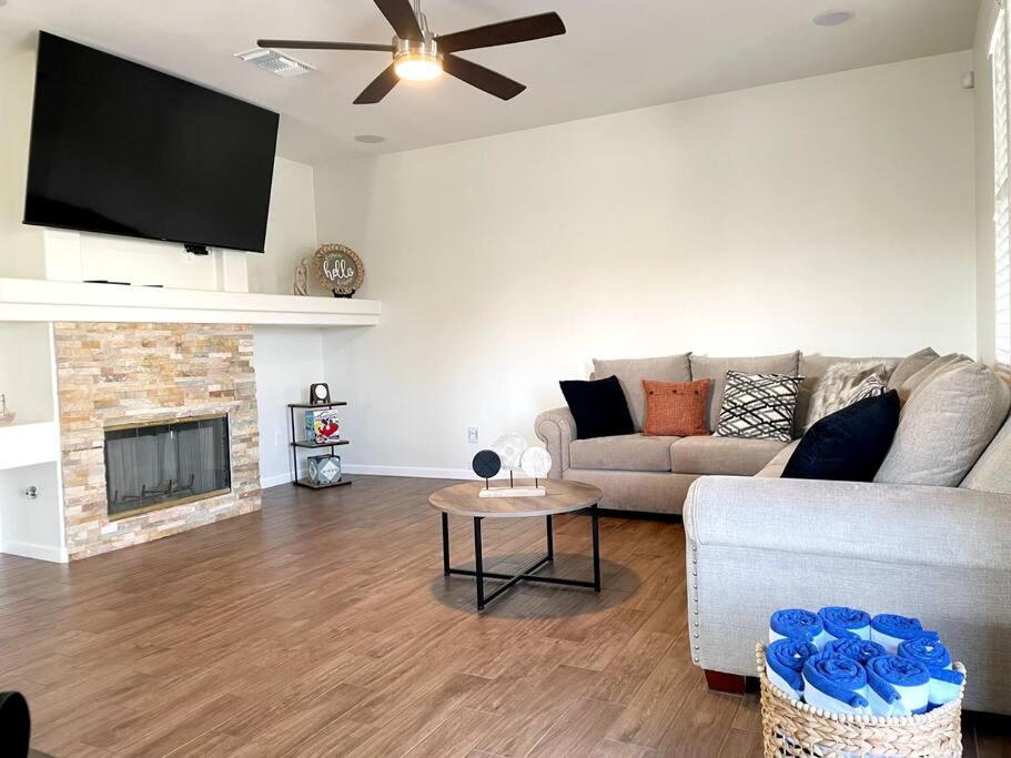 Three-Bedroom House photo 1