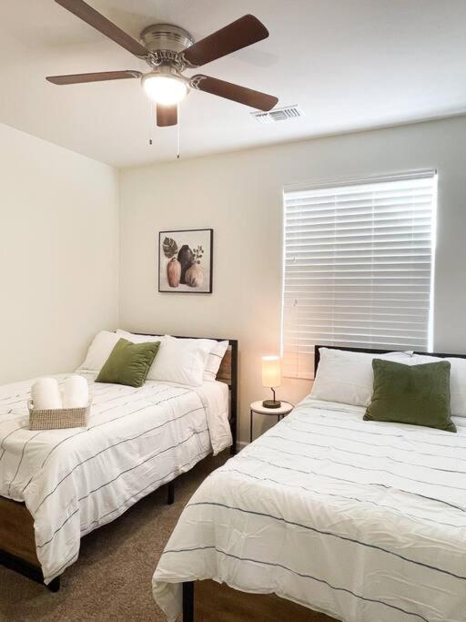 Three-Bedroom House photo 2