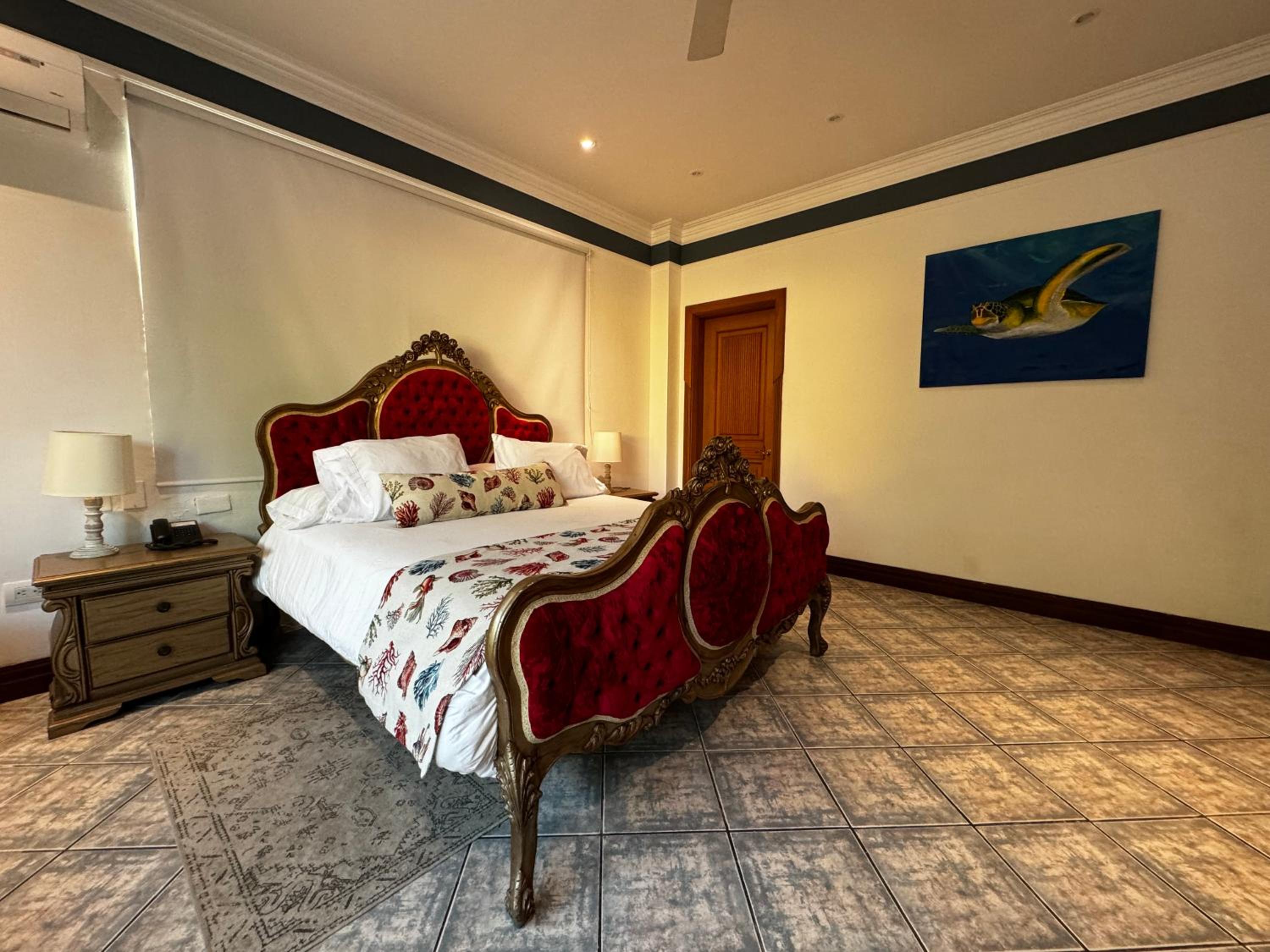 Queen Room with Garden View photo 2