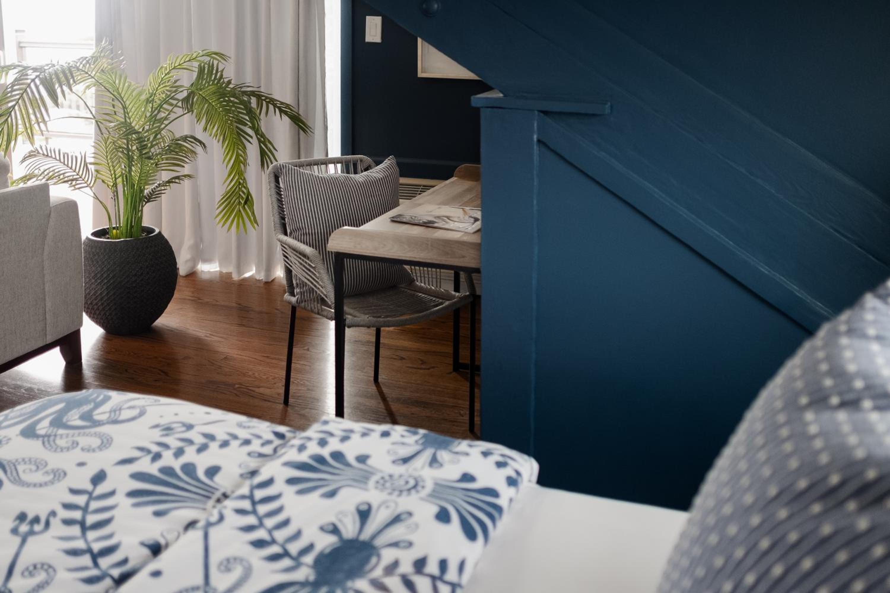 Superior Suite with Sea View photo 3