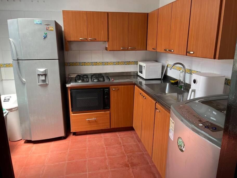 Apartment photo 2
