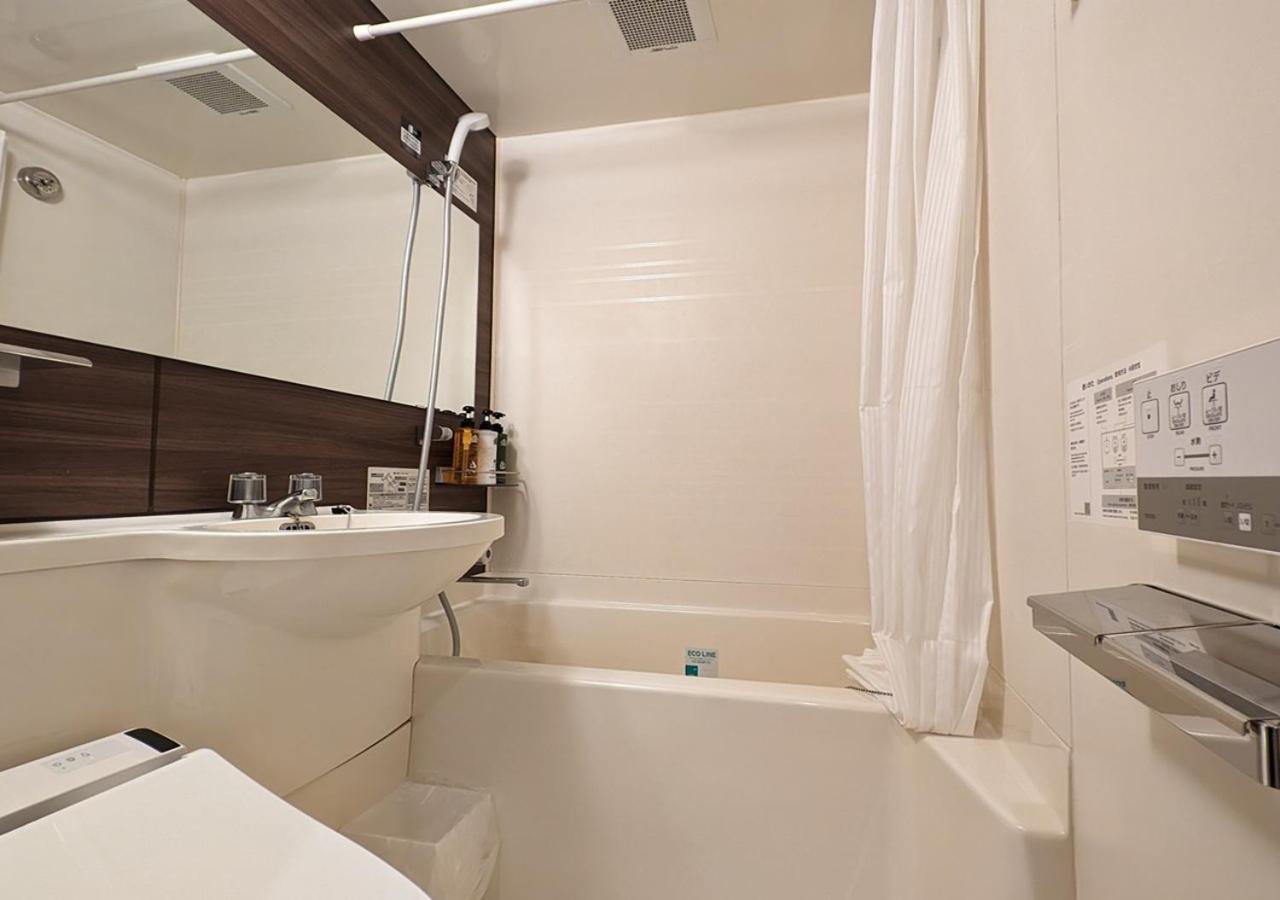 Double Room - Non-Smoking  - Photo 29