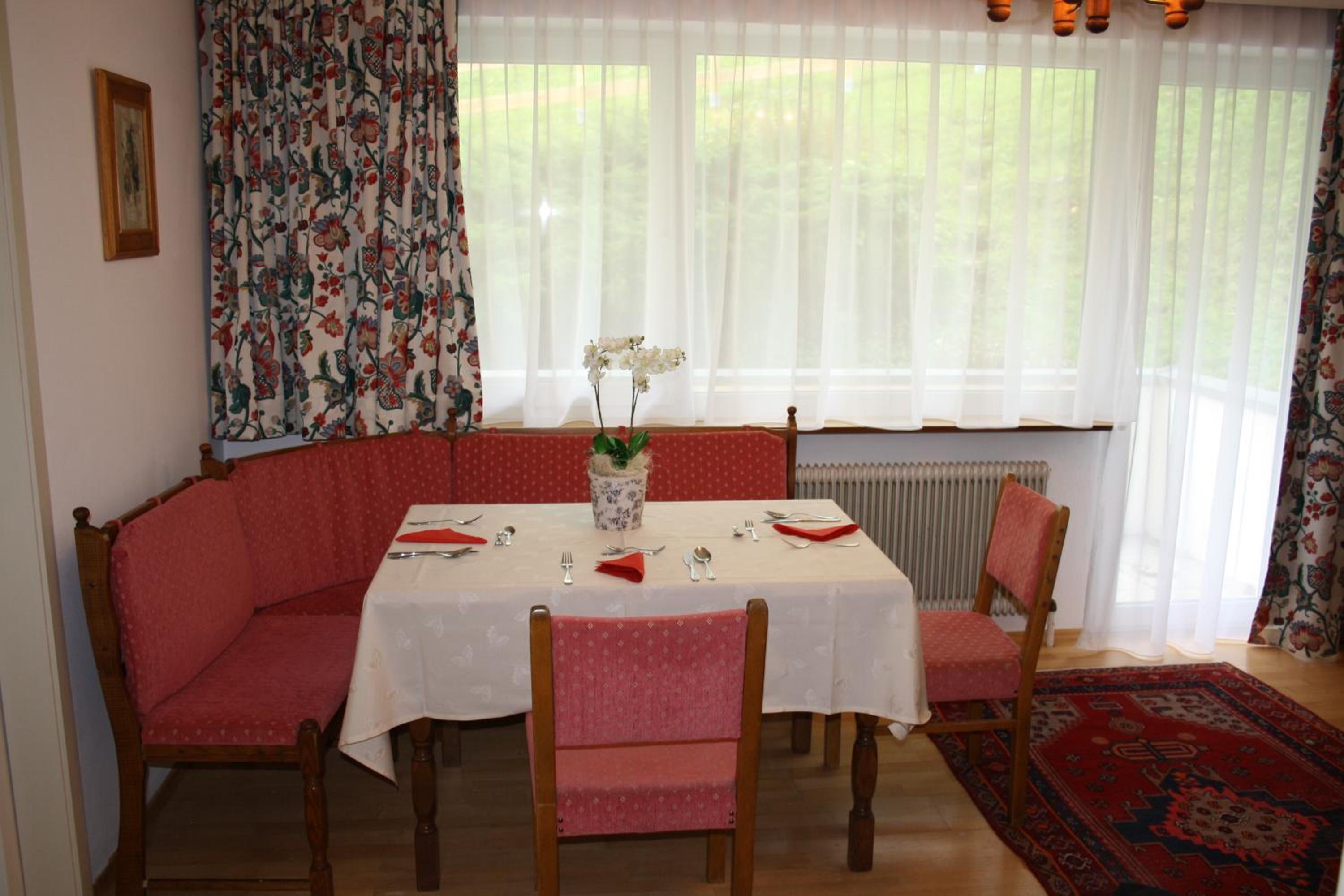 Standard Two-Bedroom Apartment - Annex photo 3