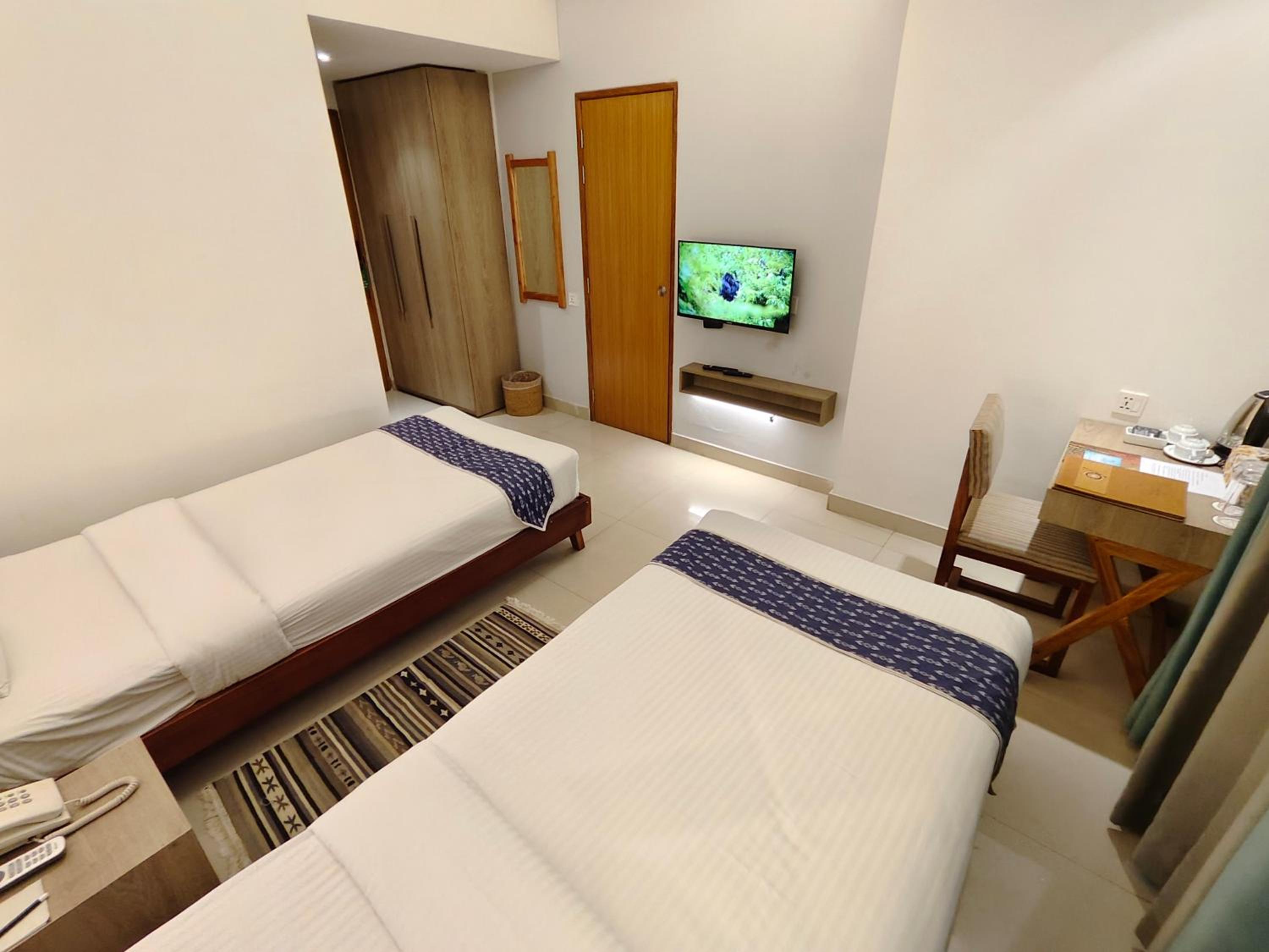Deluxe Twin Room - Photo 5