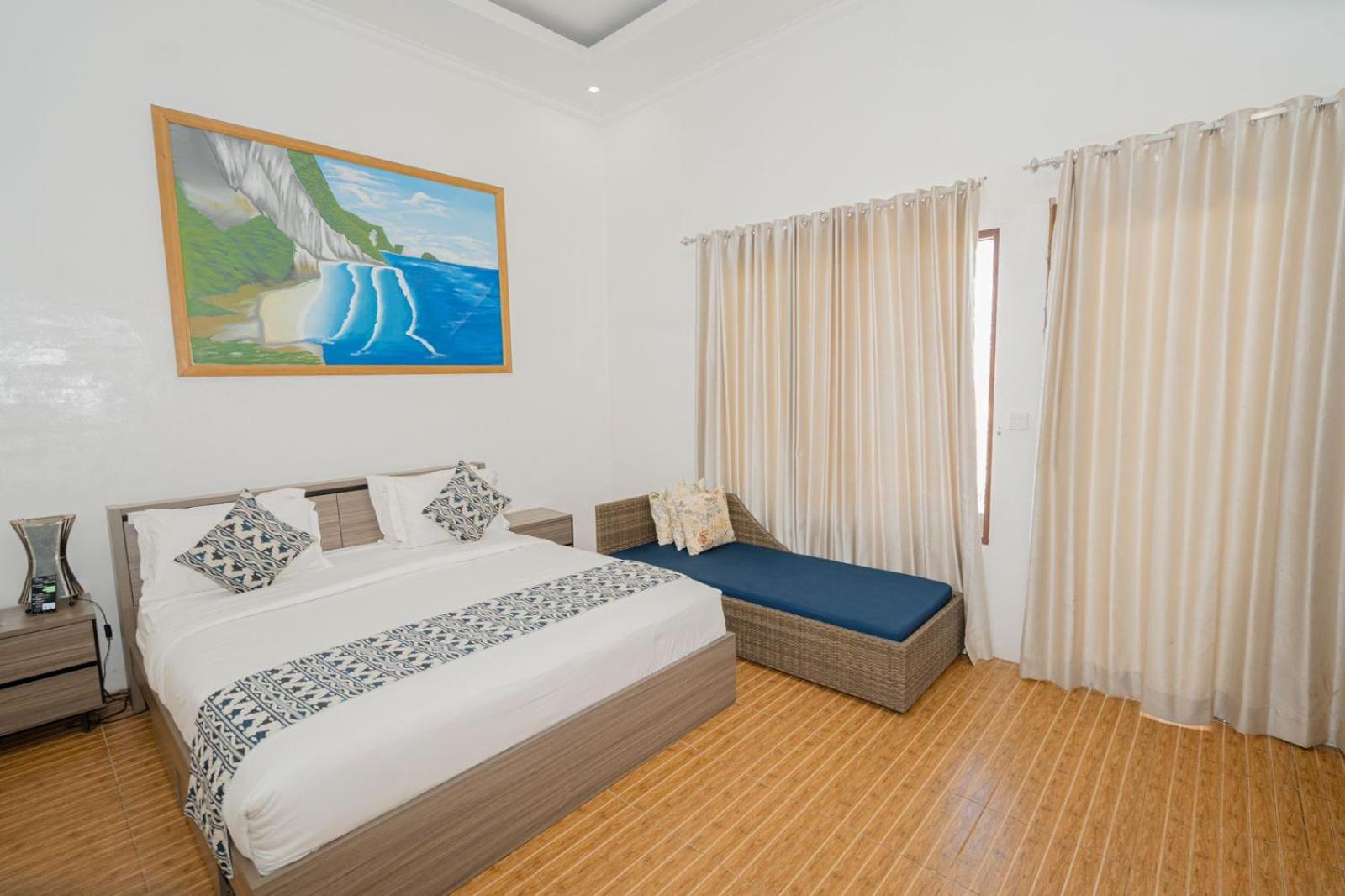 Deluxe Suite with Sea View - Photo 1