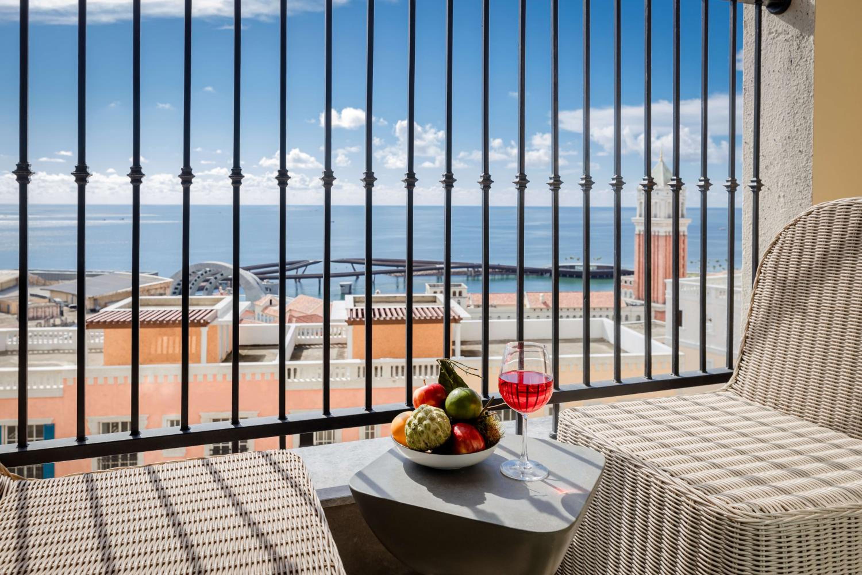 Studio with Sea View - Photo 4