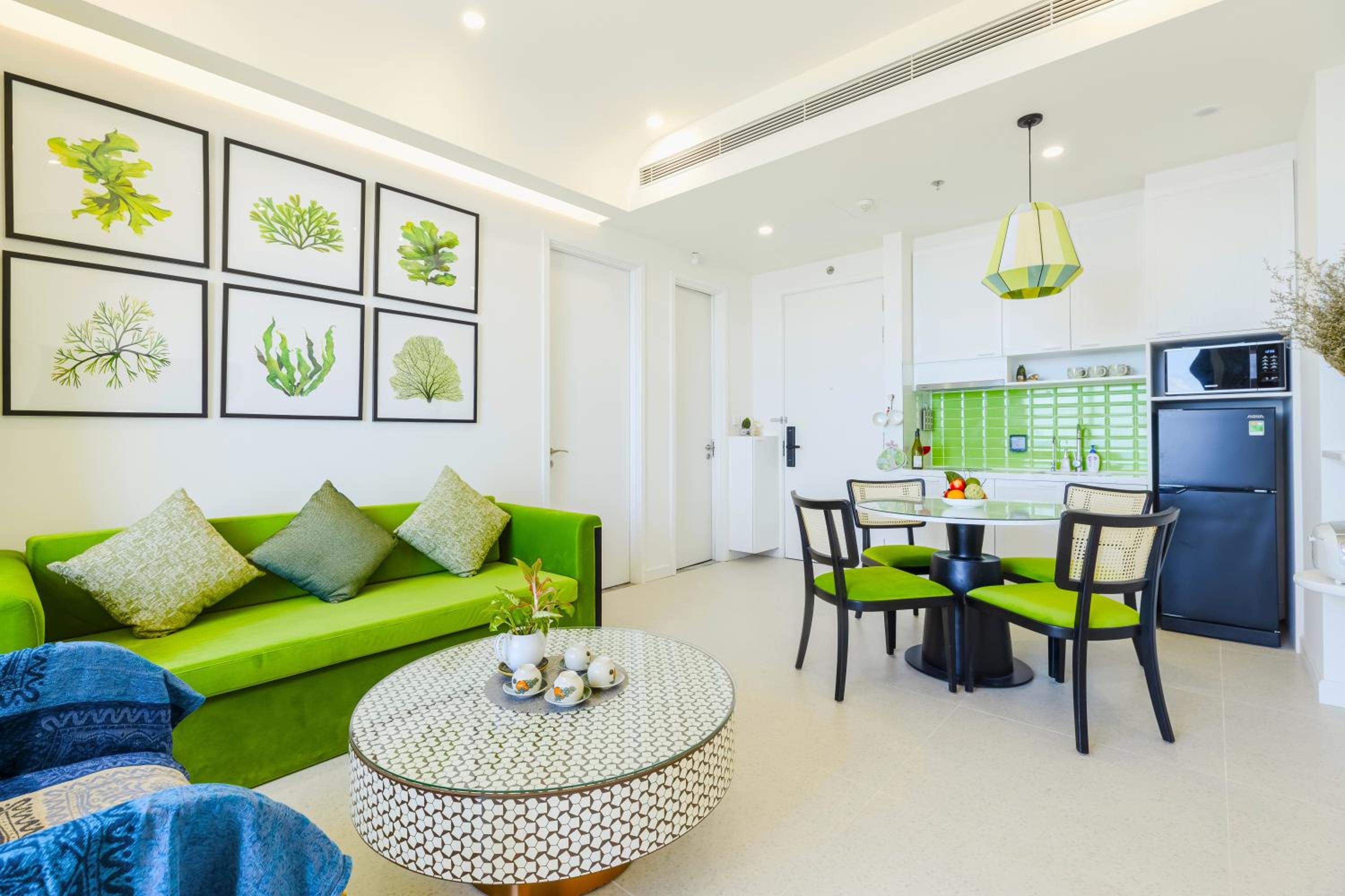 Apartment with Sea View - Photo 11