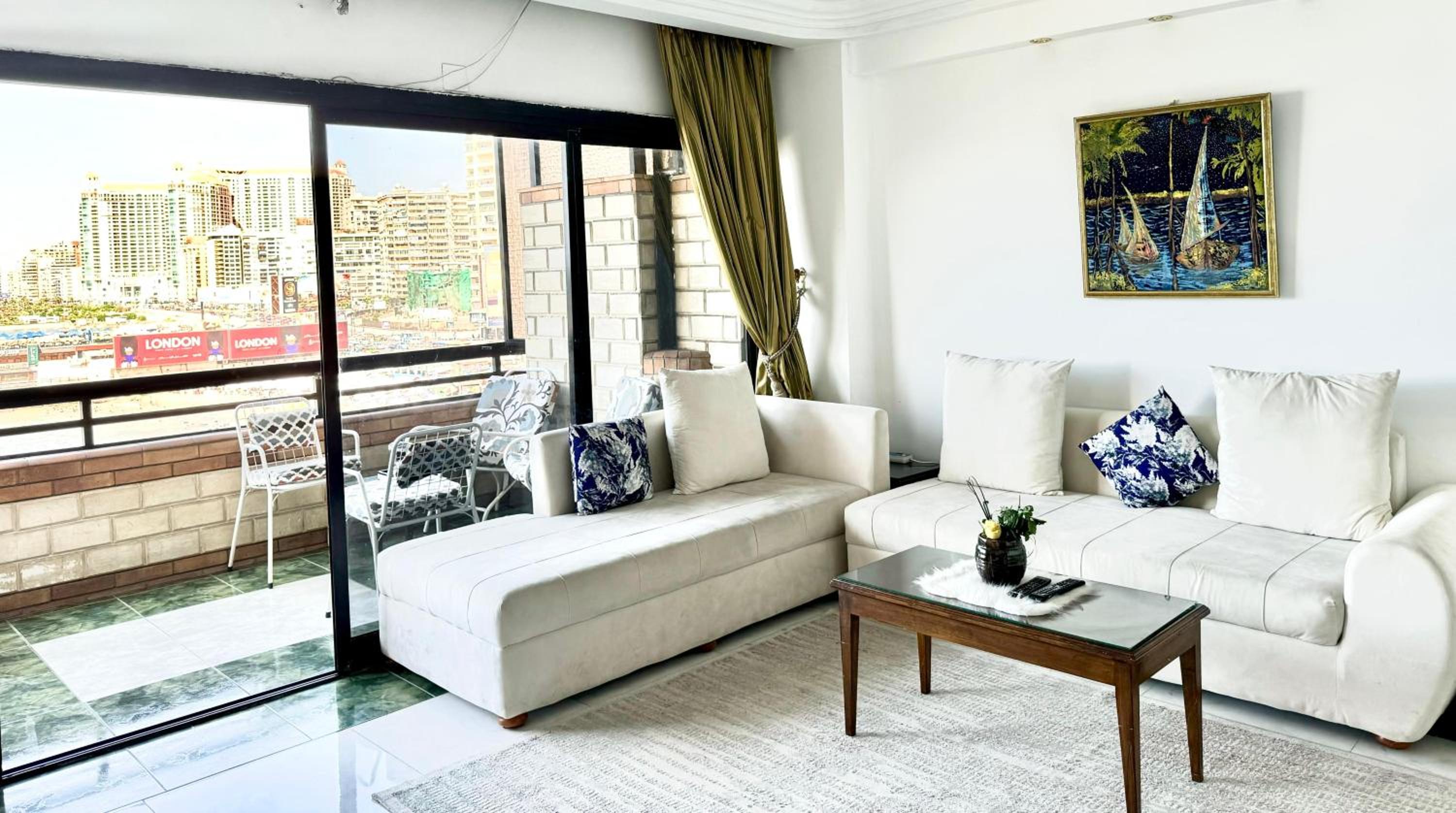 Two-Bedroom Apartment with Terrace and Sea View