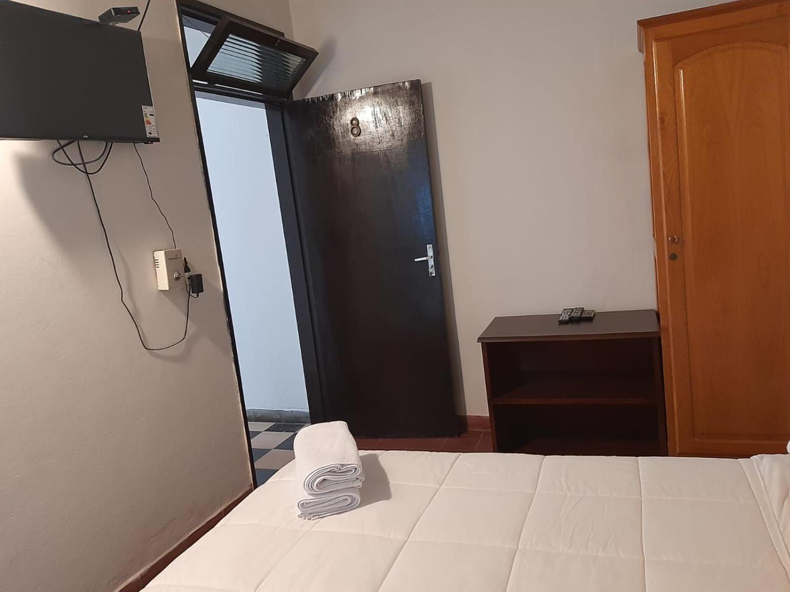 Standard King Room photo 1