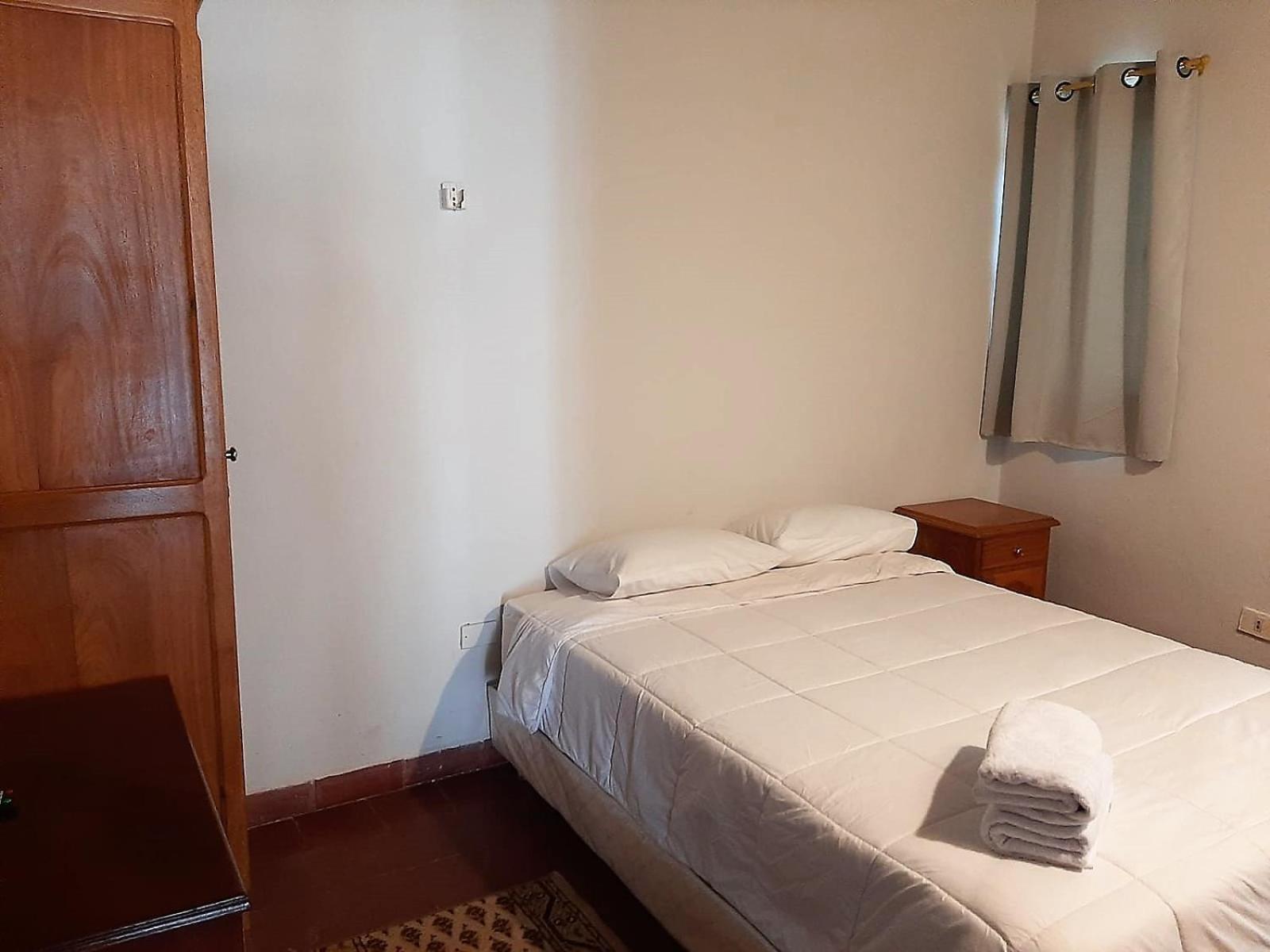 Standard King Room photo 2