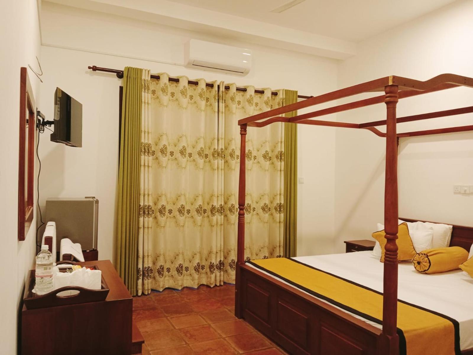 Triple Room with Balcony