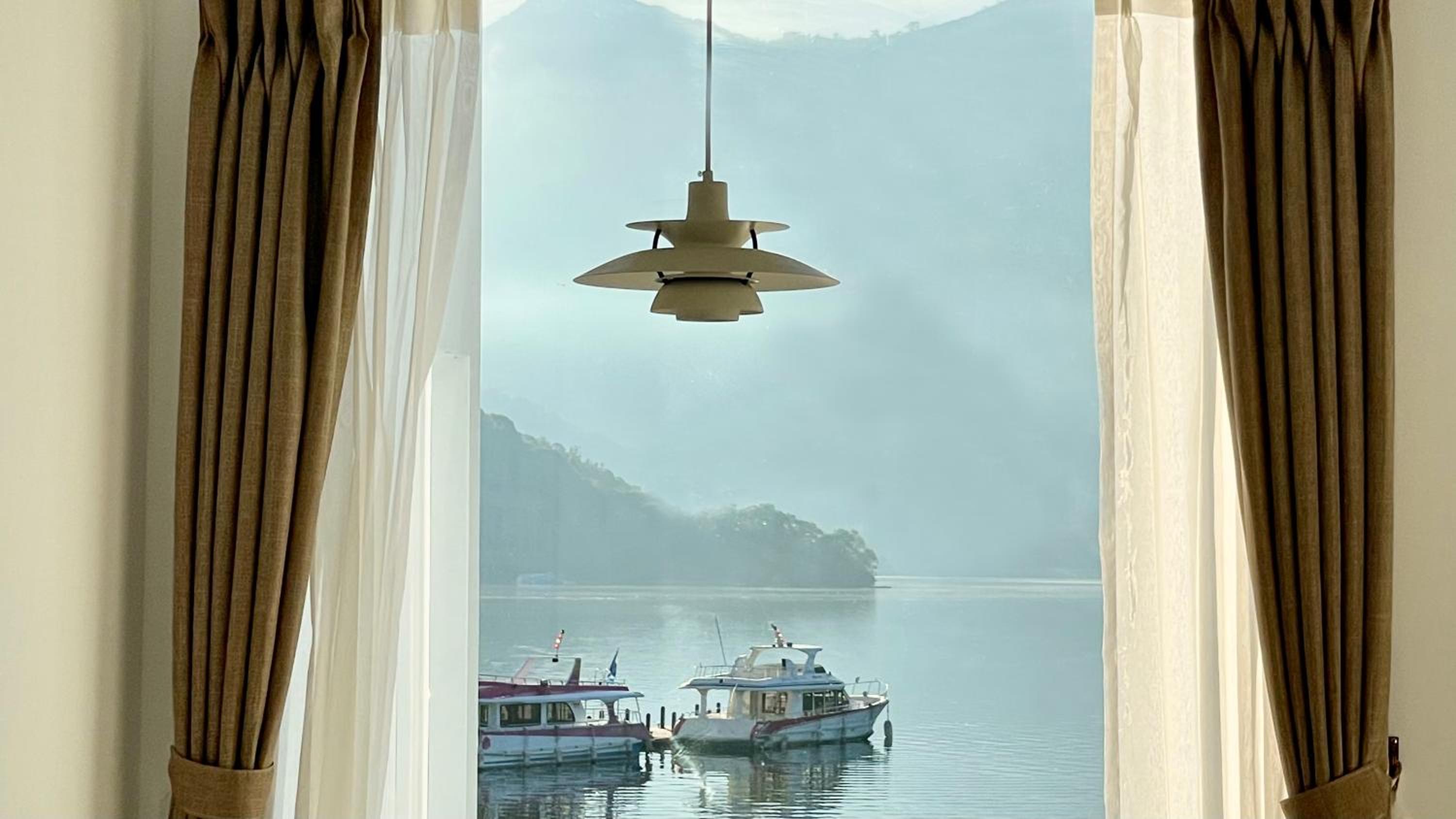 Double Room with Lake View photo 3