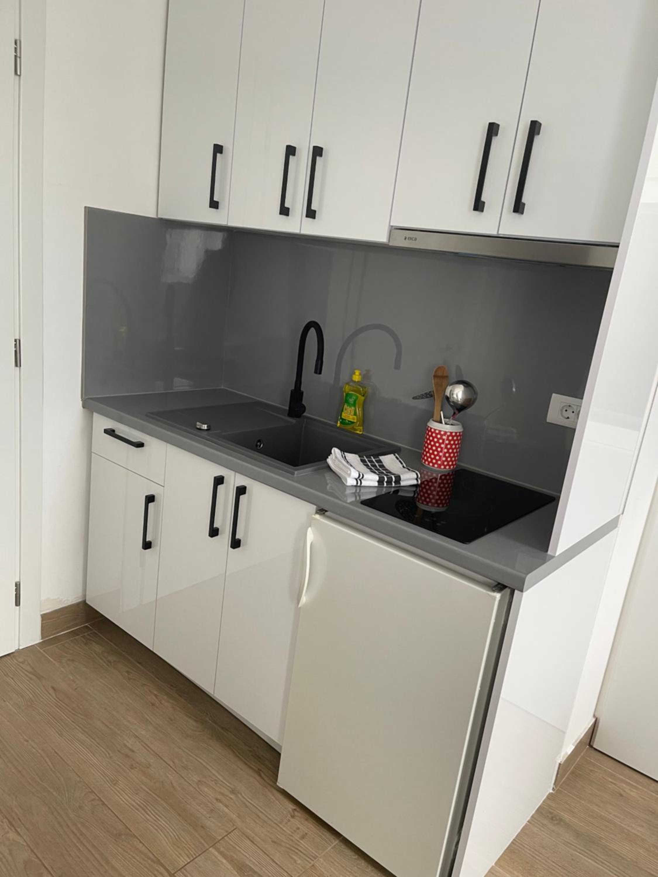 Studio Apartment photo 2