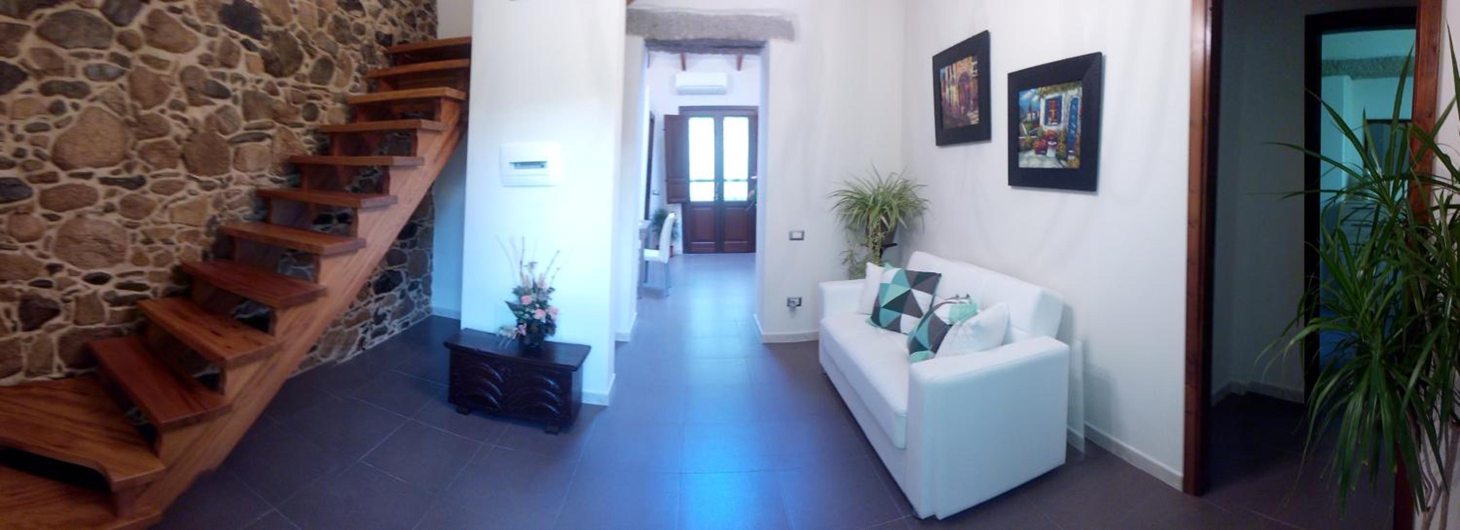 Double or Twin Room with Bathroom - Photo 11
