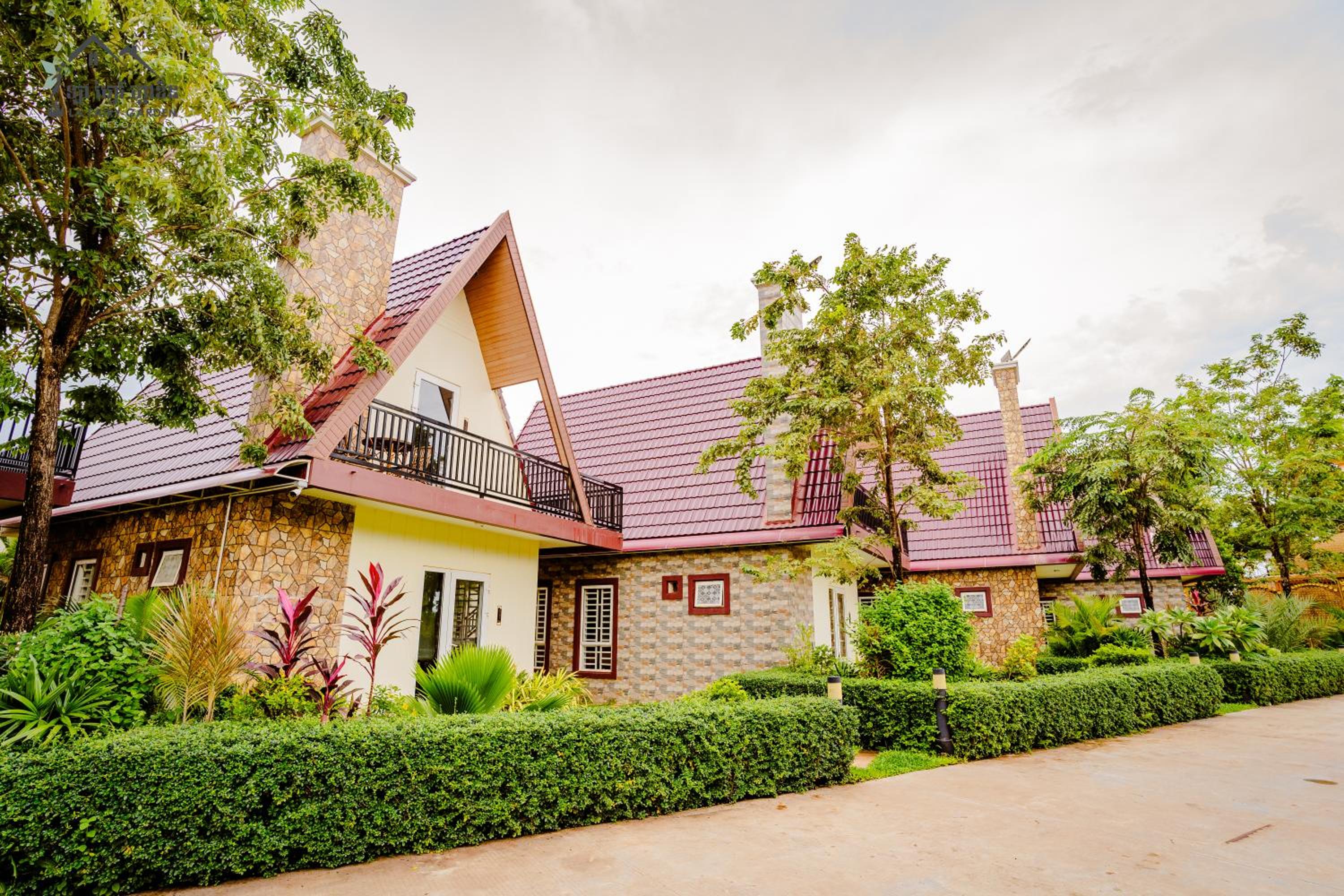 Deluxe Bungalow photo 3