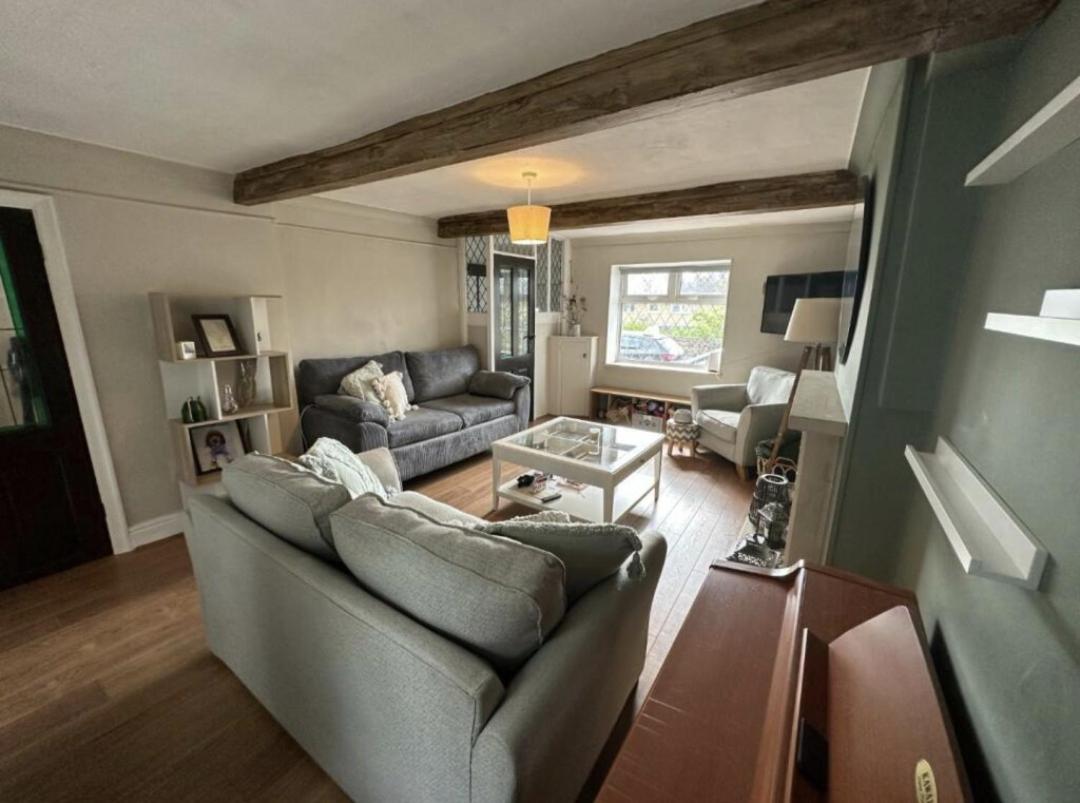Two-Bedroom House photo 2