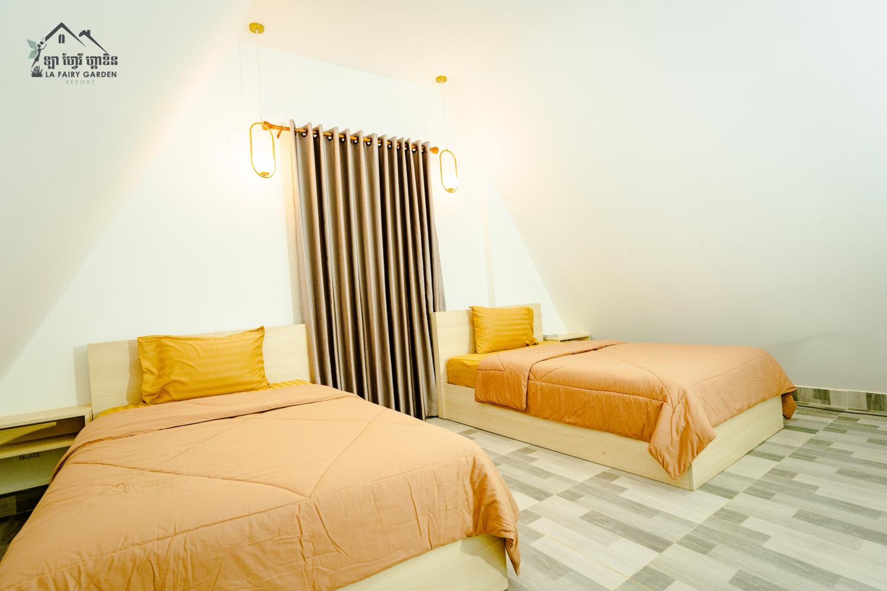 Standard Twin Room with Garden View photo 3