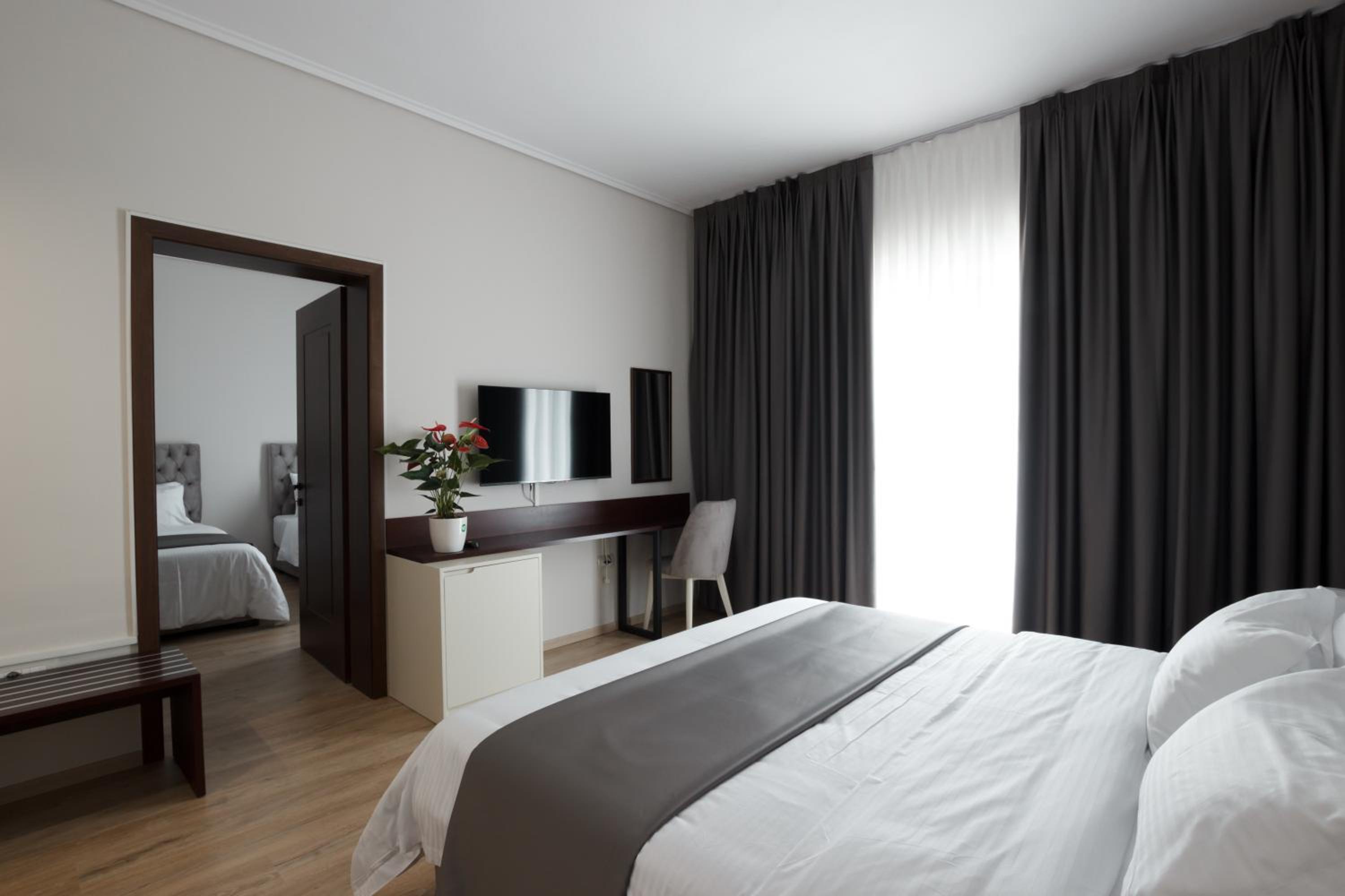 Suite photo 1