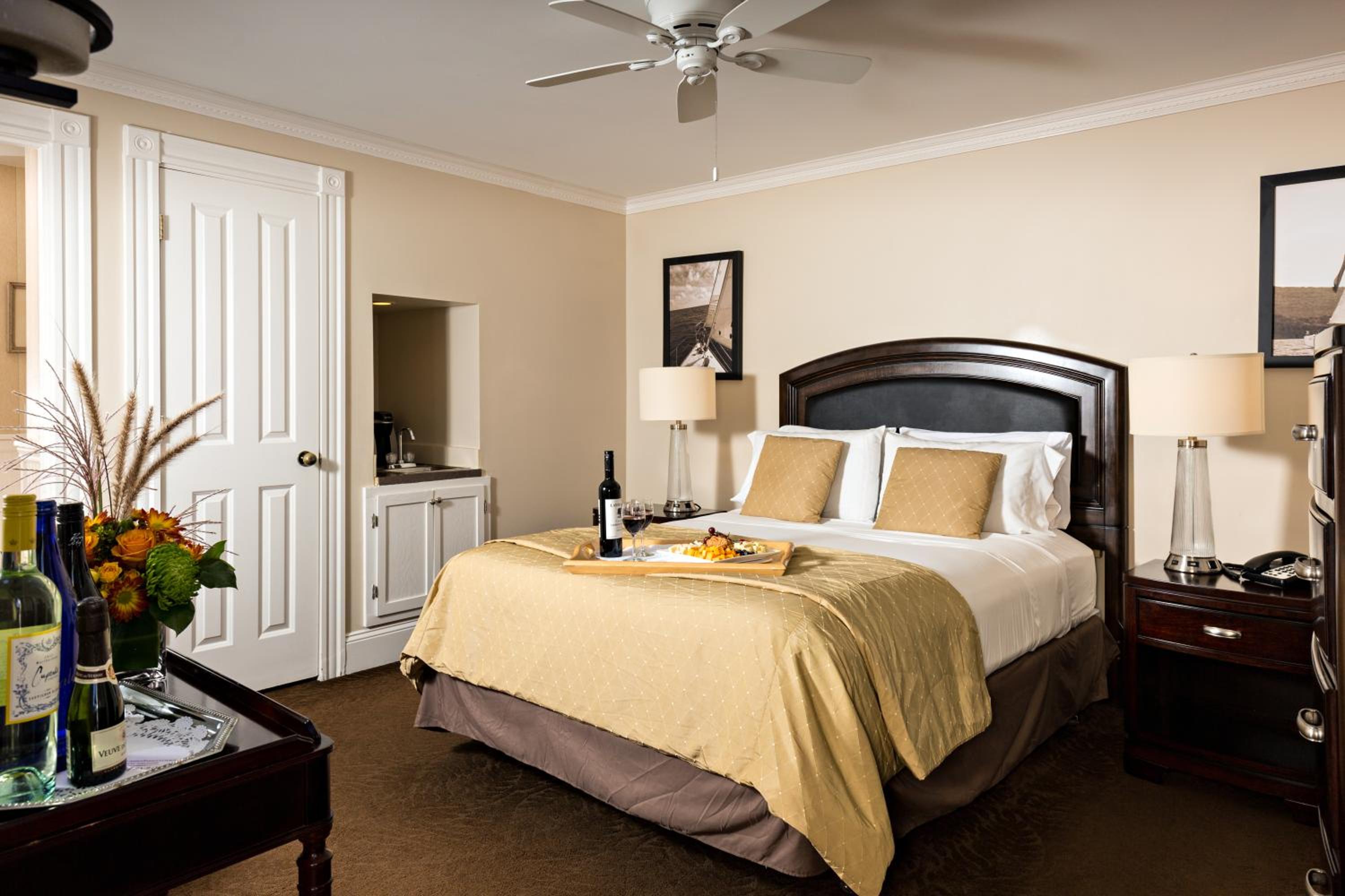 Superior Queen Room