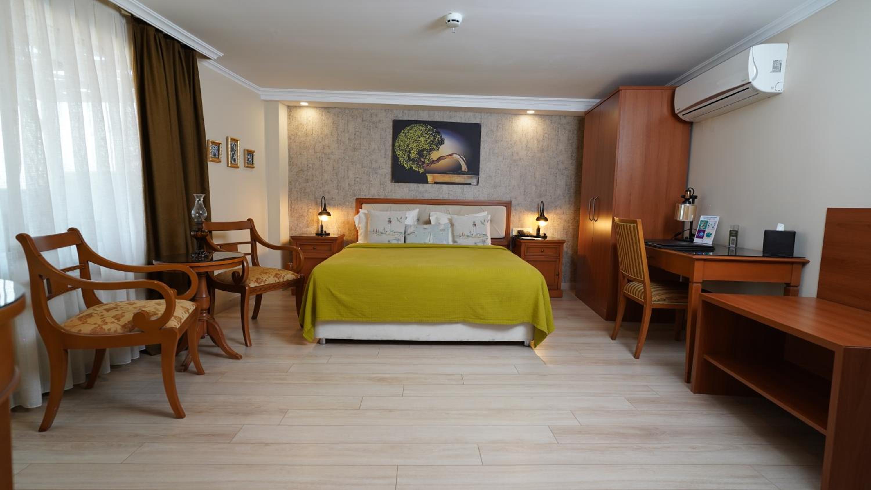 Presidential Suite photo 3