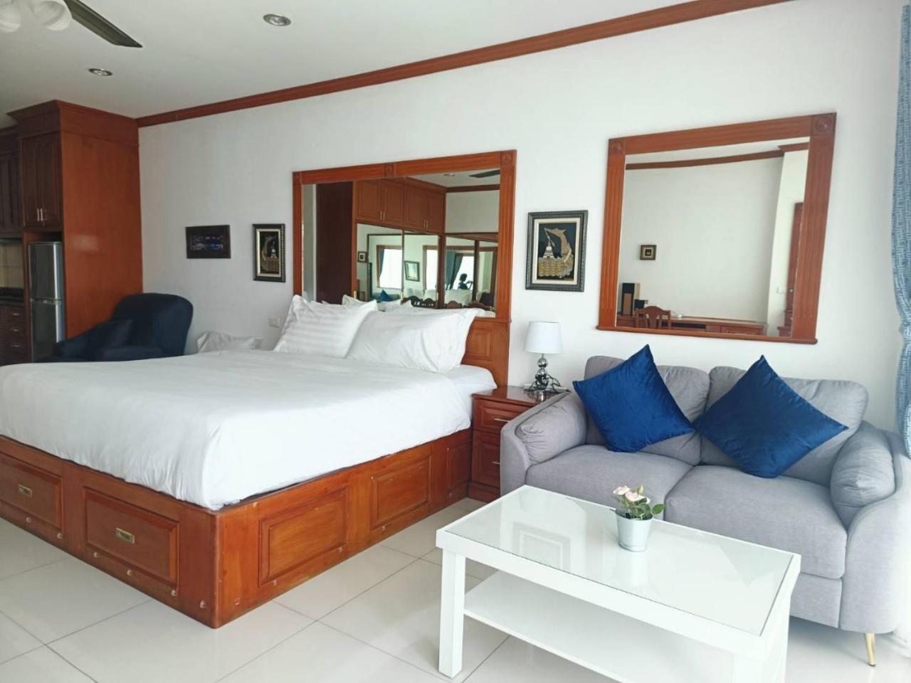 King Room with Sea View - Photo 12