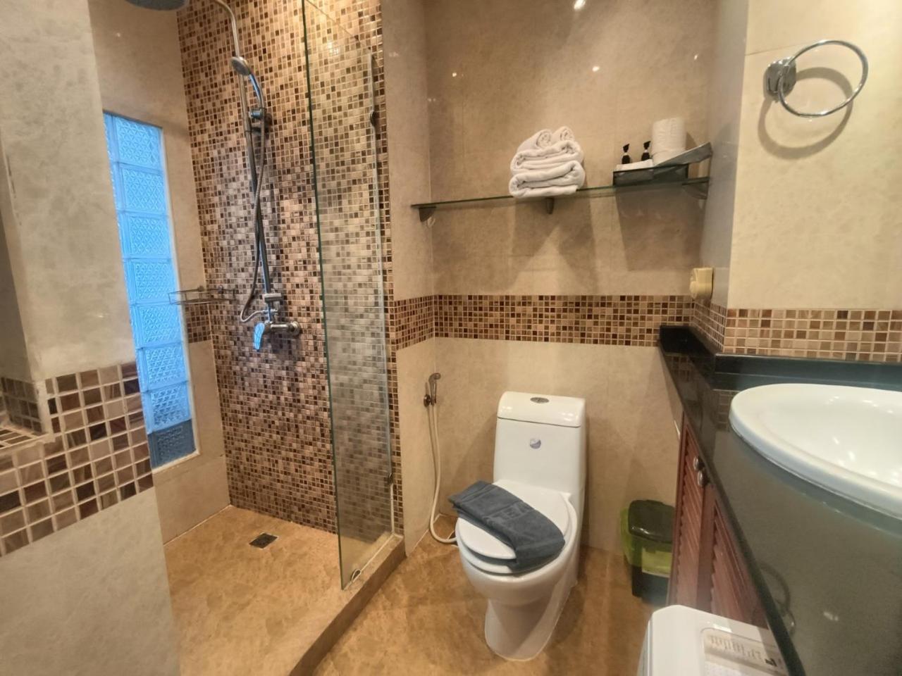 King Room with Sea View - Photo 55