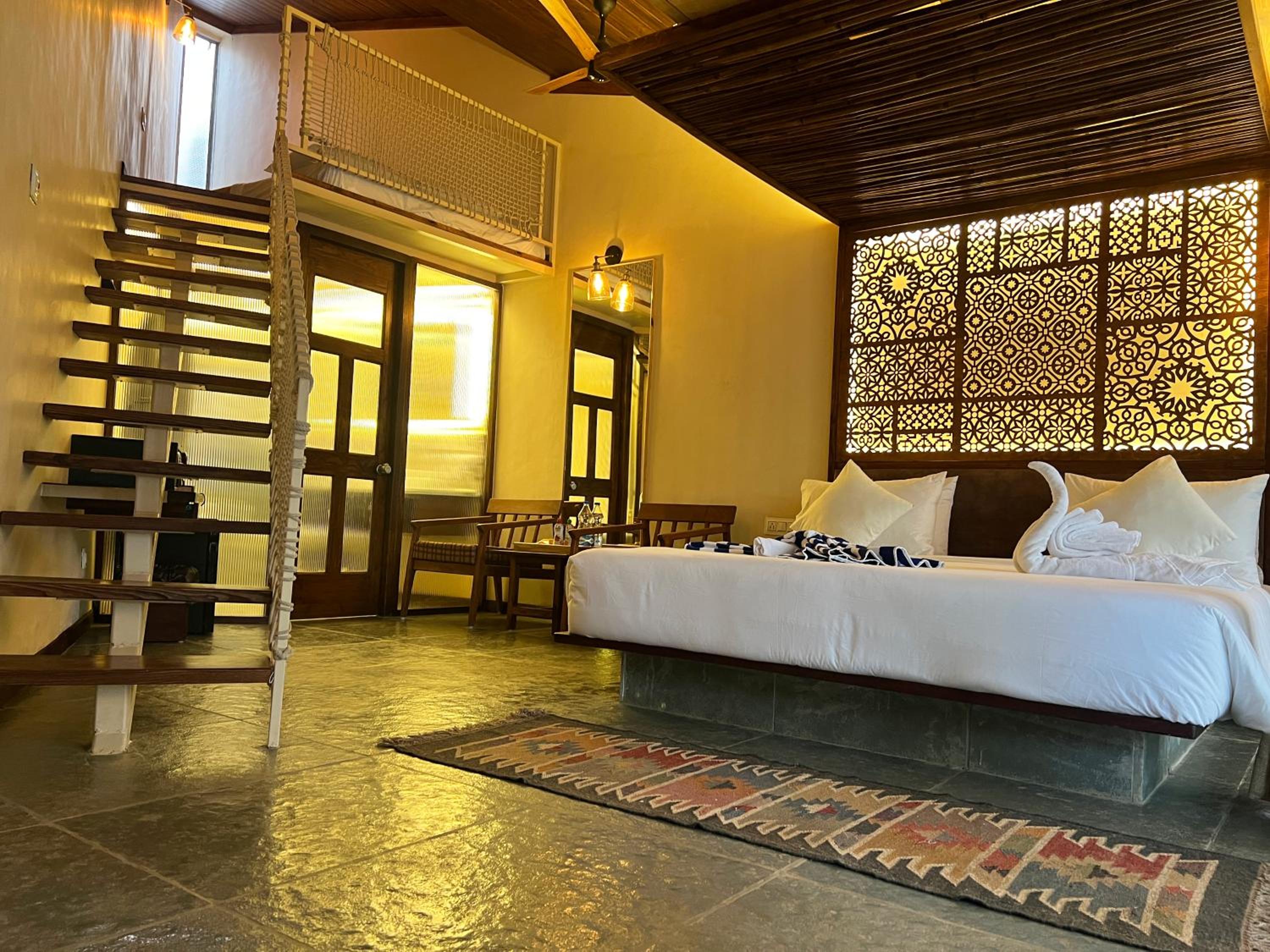Large Twin Room