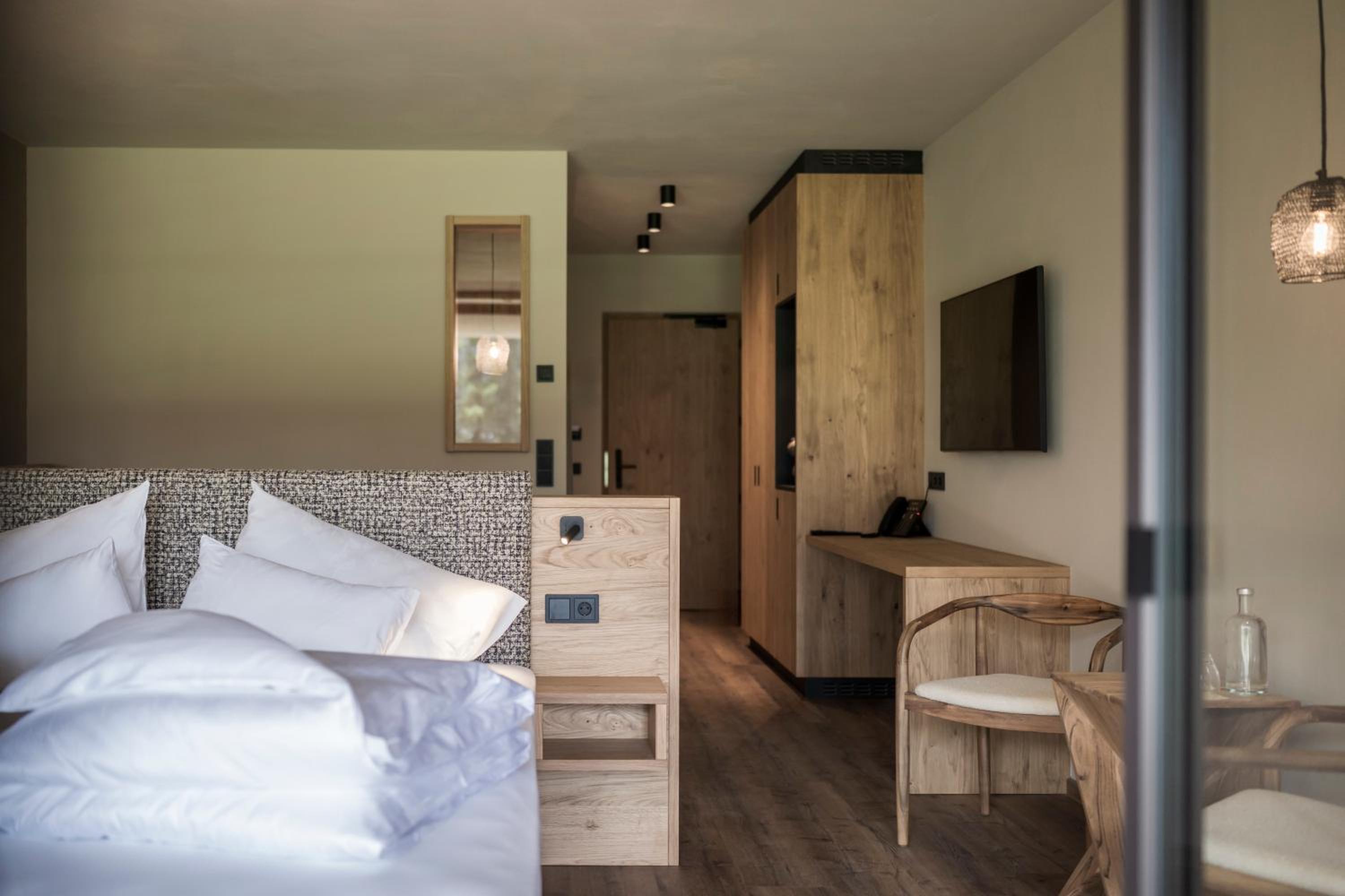 Junior Suite with Mountain View
