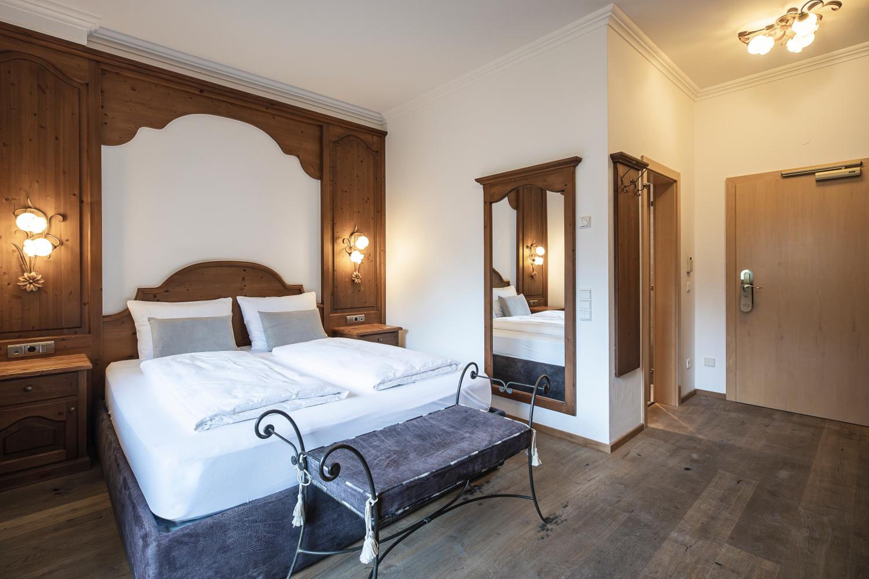 Junior Suite with Balcony