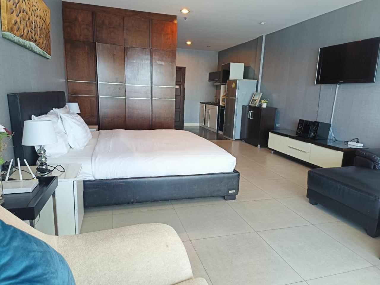 King Room with Sea View - Photo 42