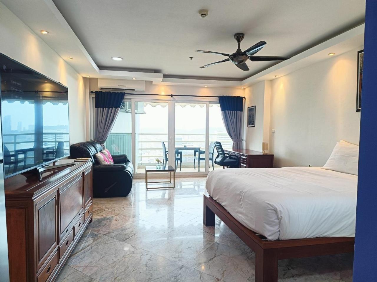 King Room with Sea View - Photo 47