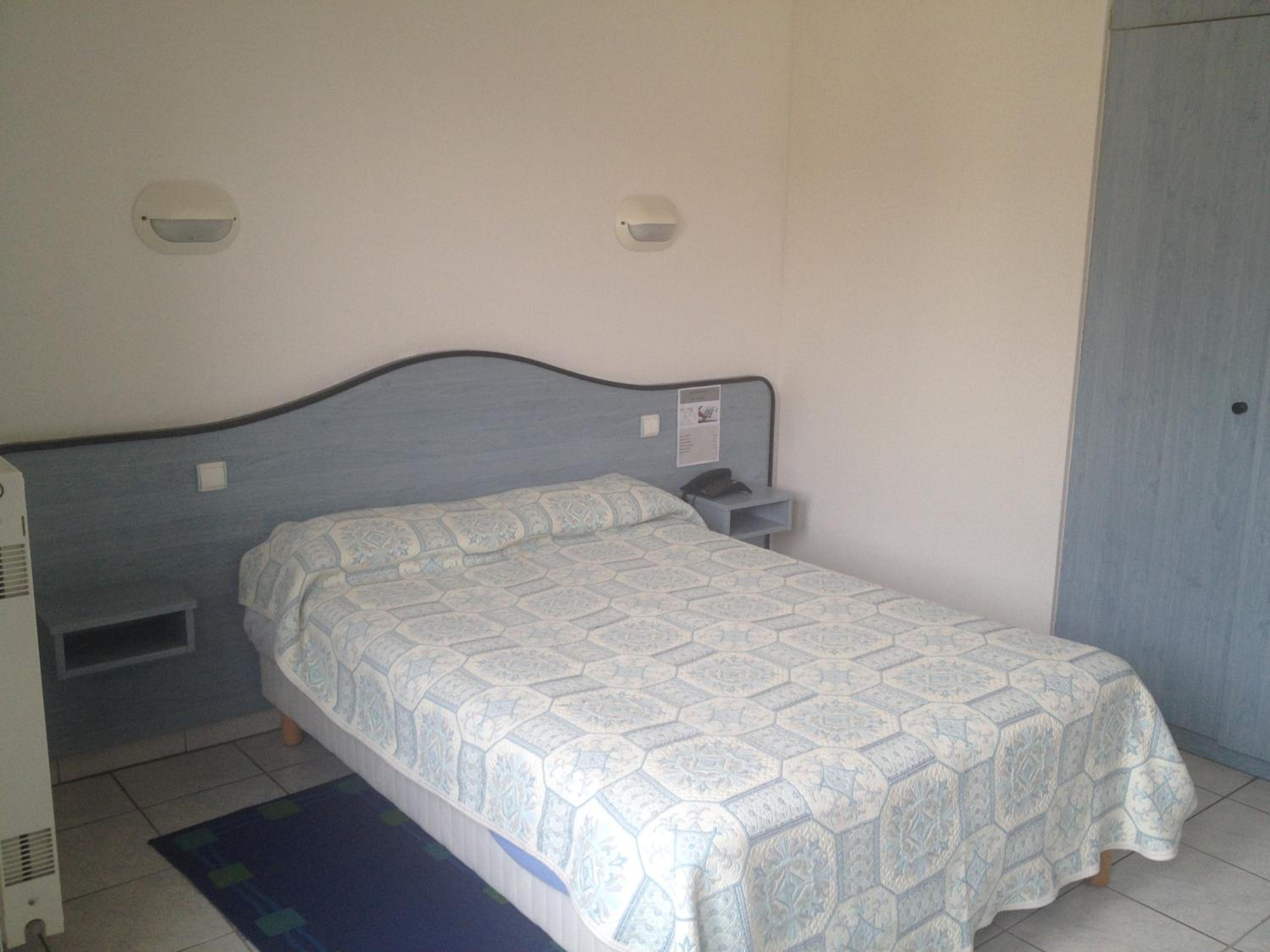 Double Room - Photo 6