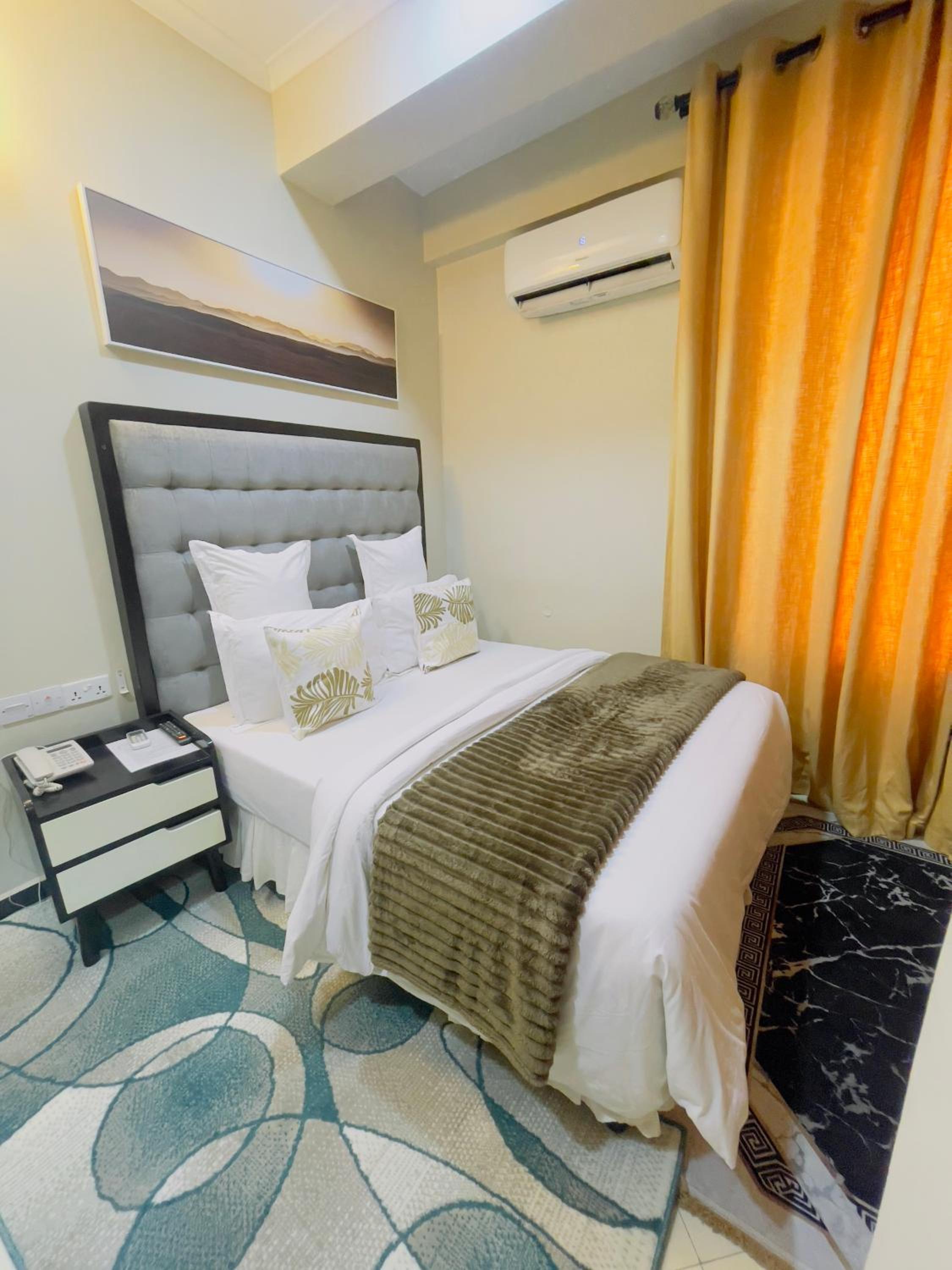 Executive Suite