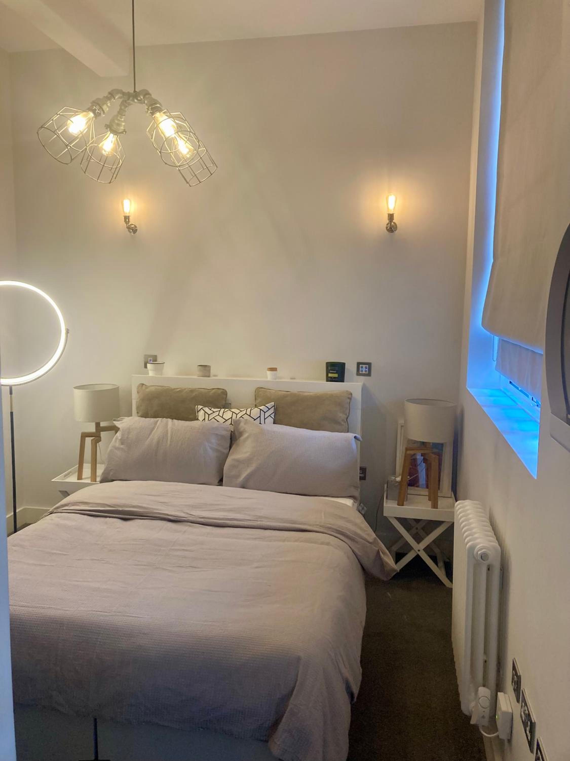 Deluxe Double Room With Shower