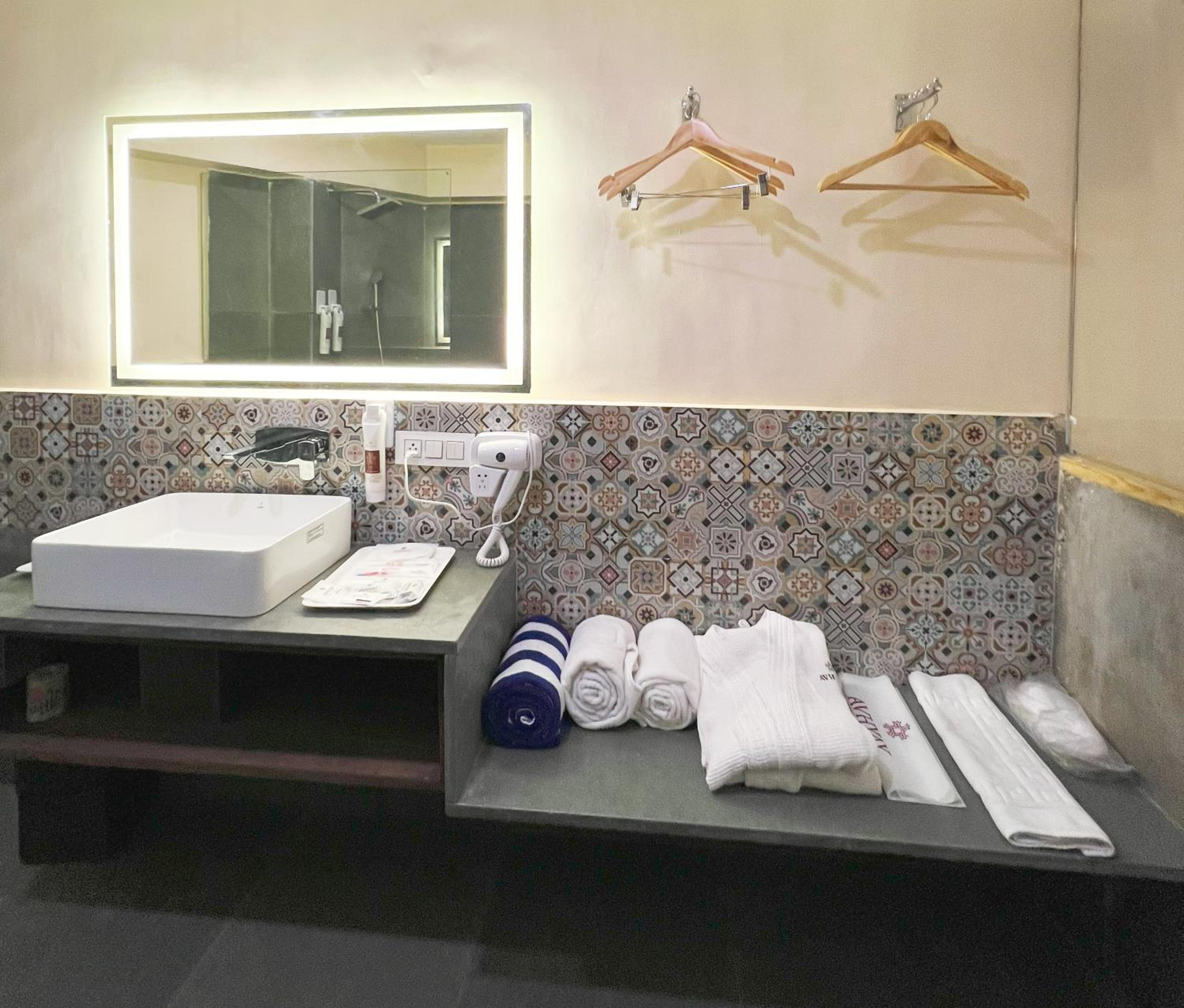 Double Room - Photo 5