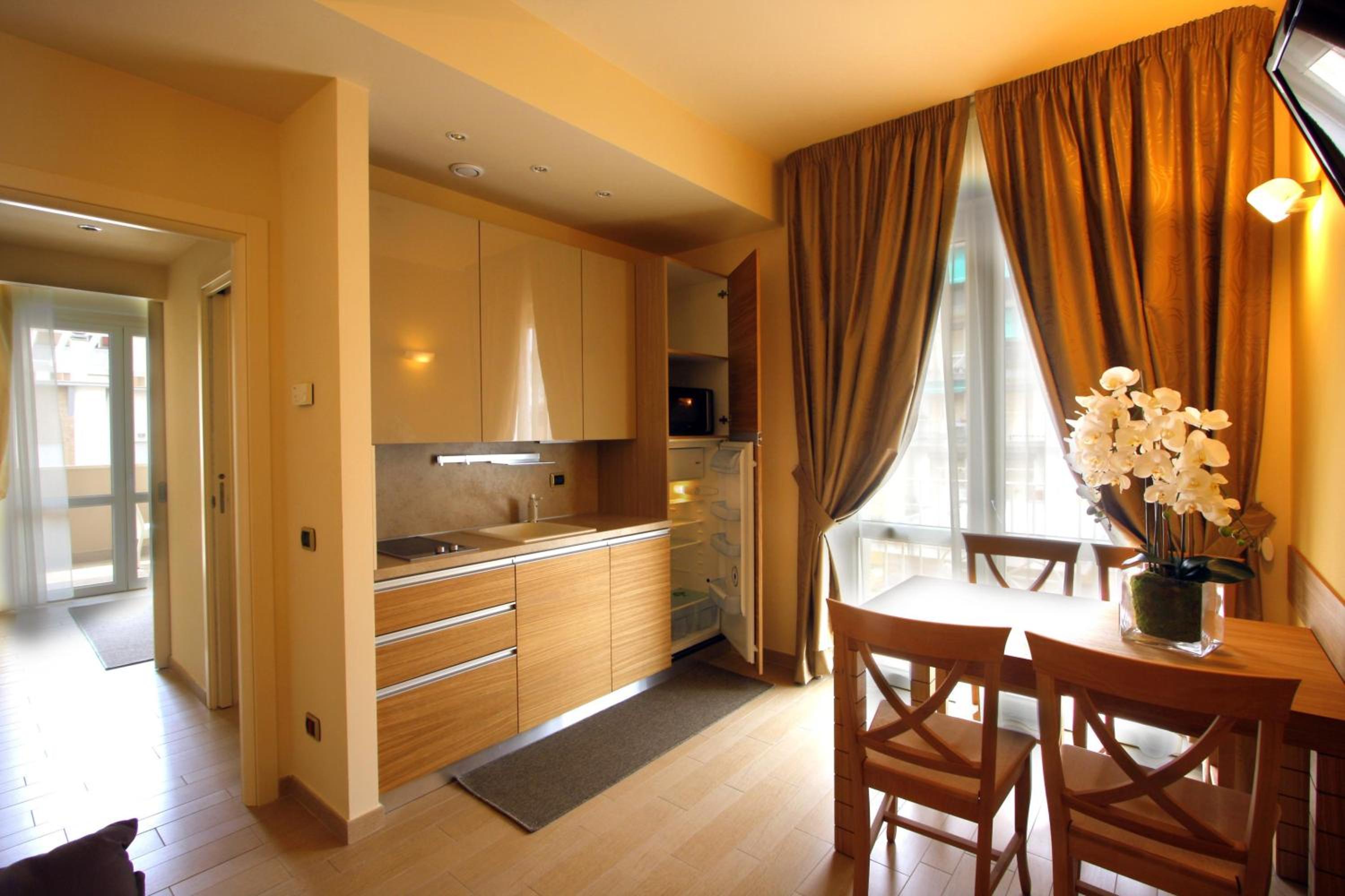 One-Bedroom Apartment (2 Adults + 1 Child) - Photo 3