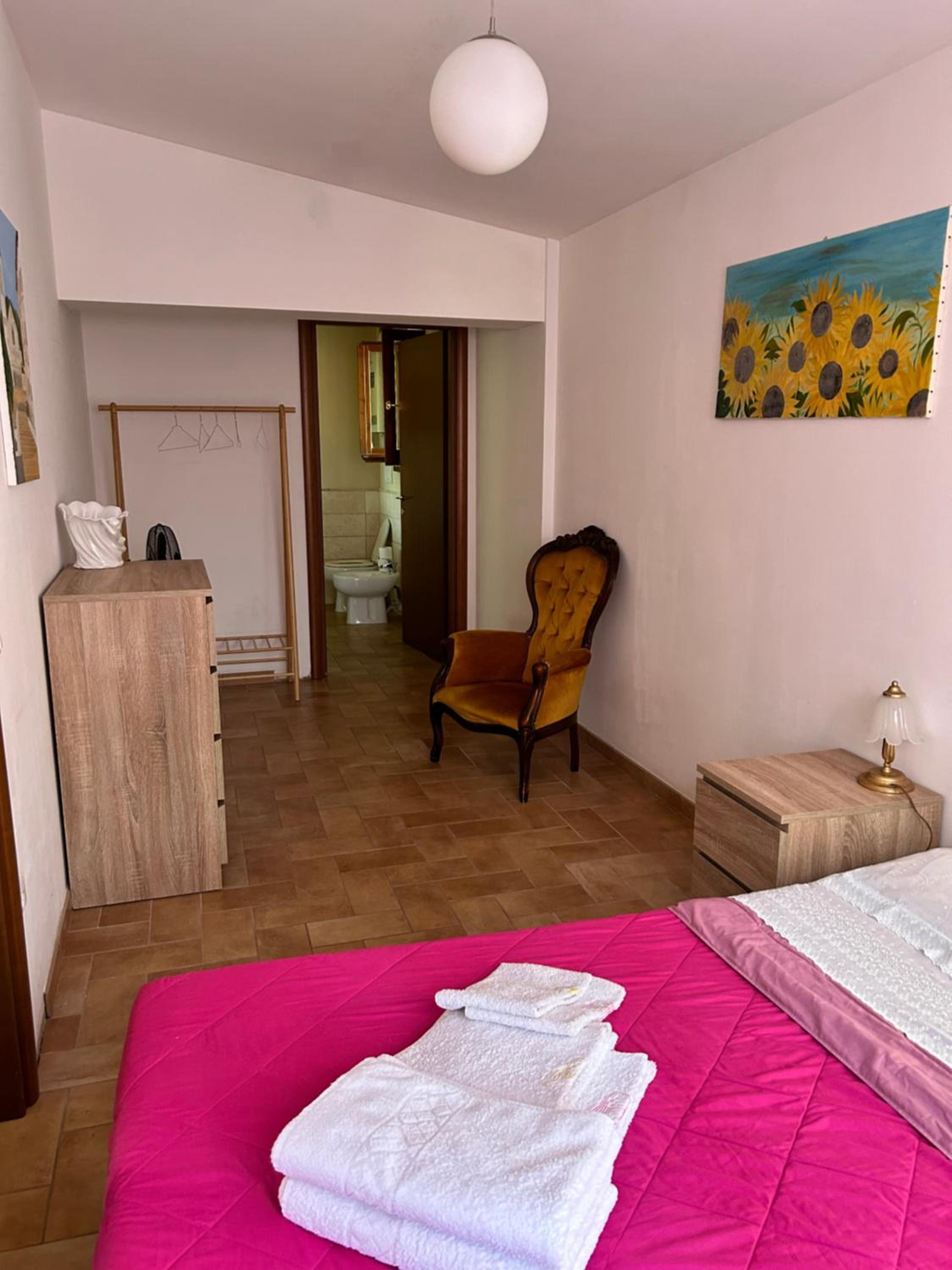 One-Bedroom House photo 1