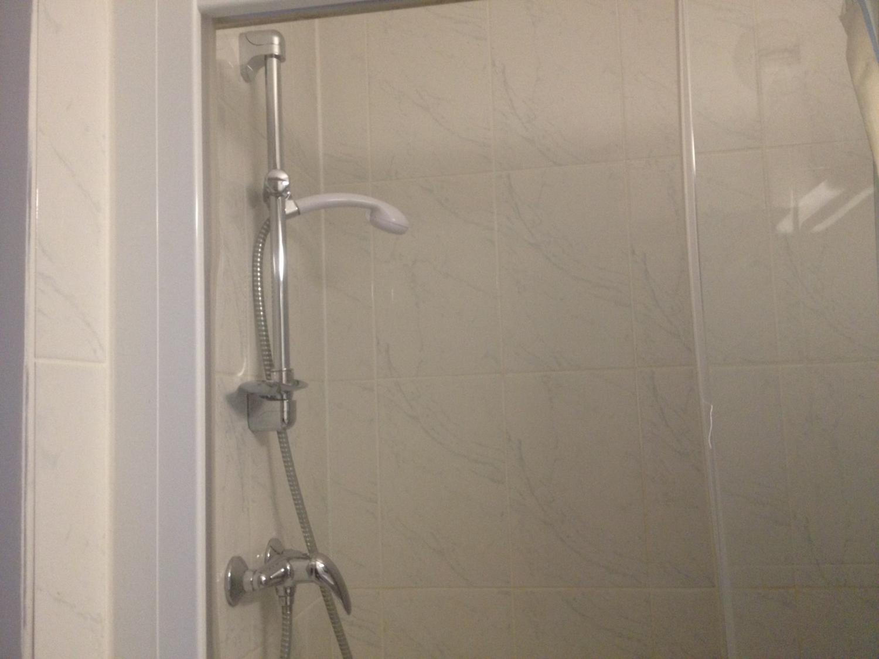 Double Room - Photo 10