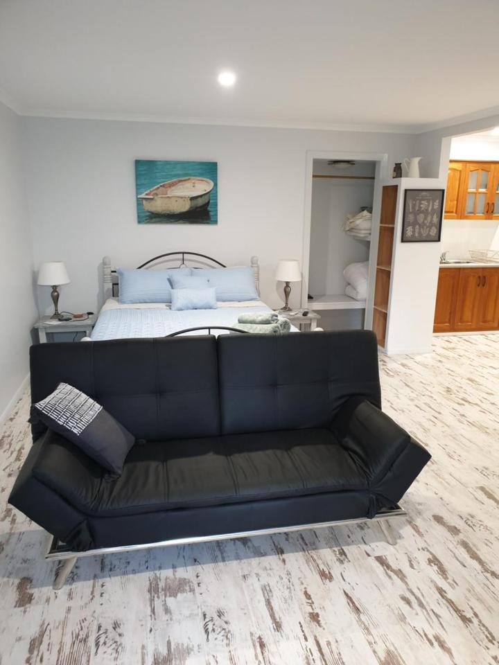 Queen Room with Garden View
