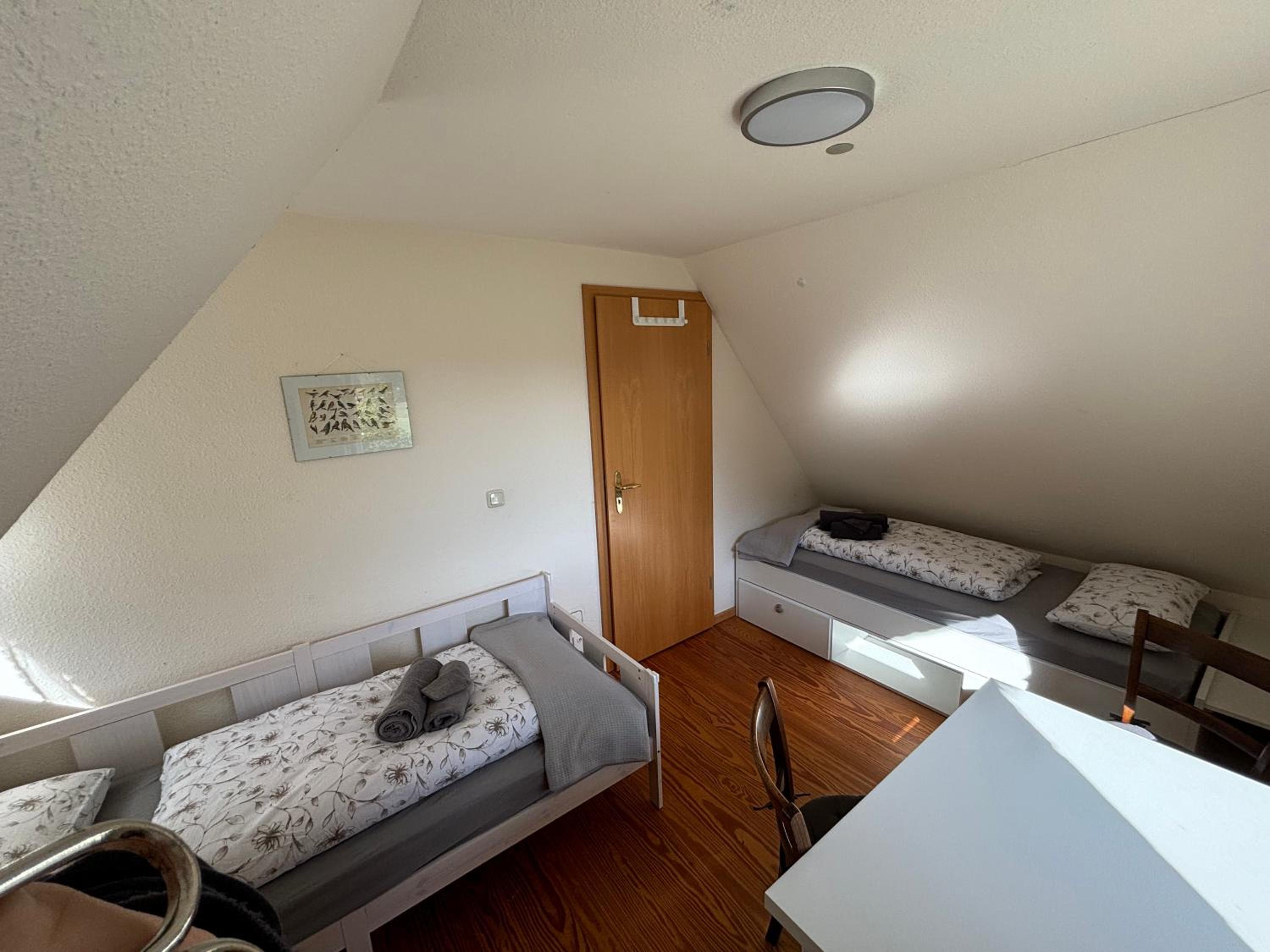Three-Bedroom House photo 3
