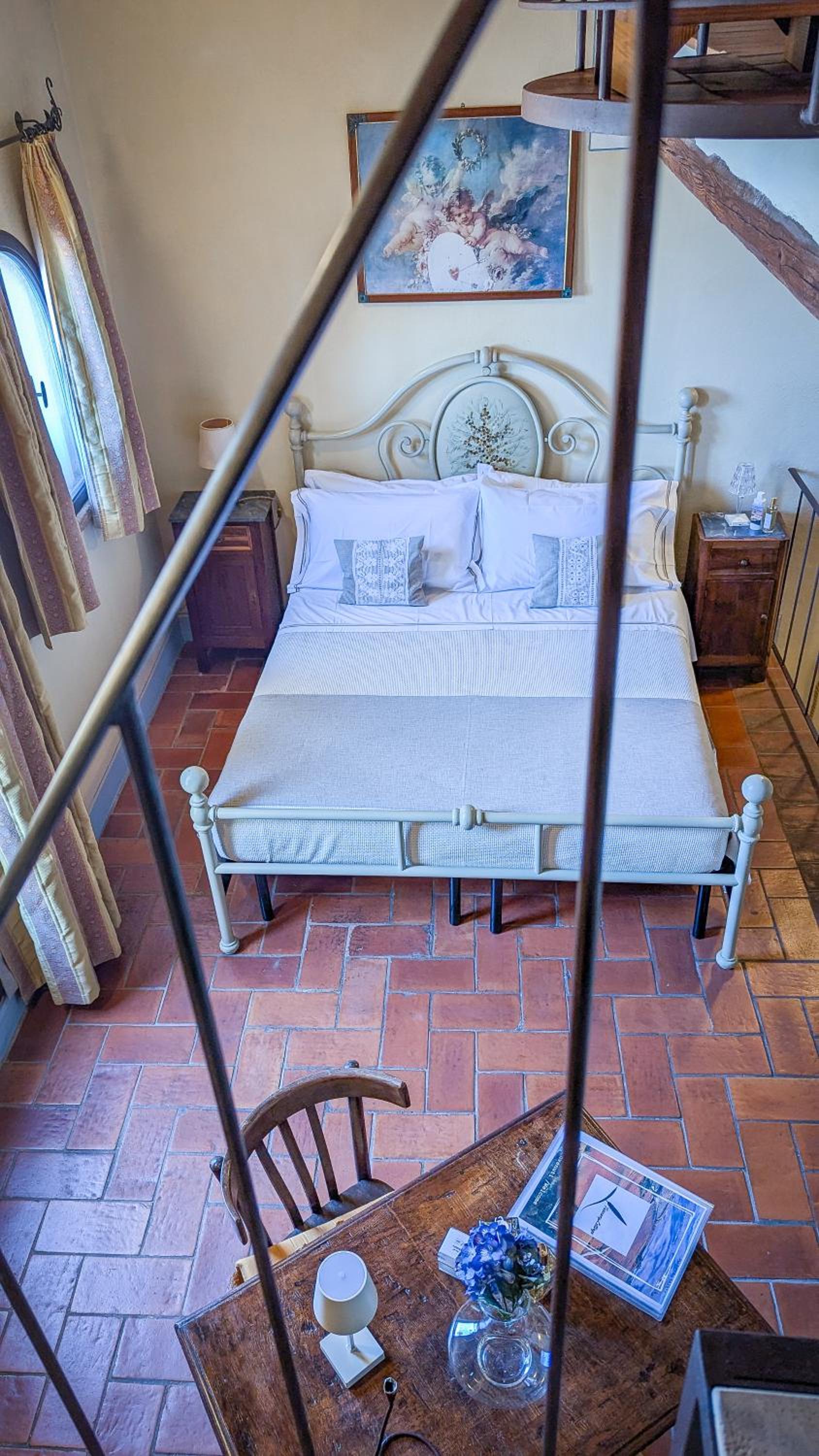 Deluxe Double Room with Balcony photo 1