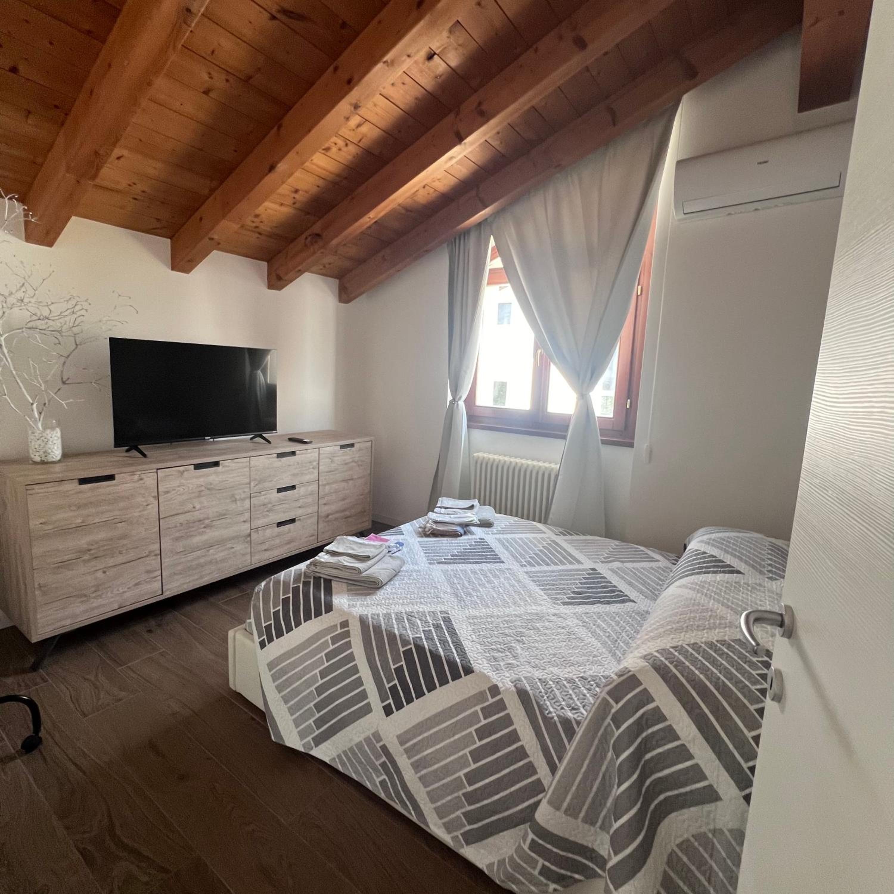 Three-Bedroom Villa photo 1