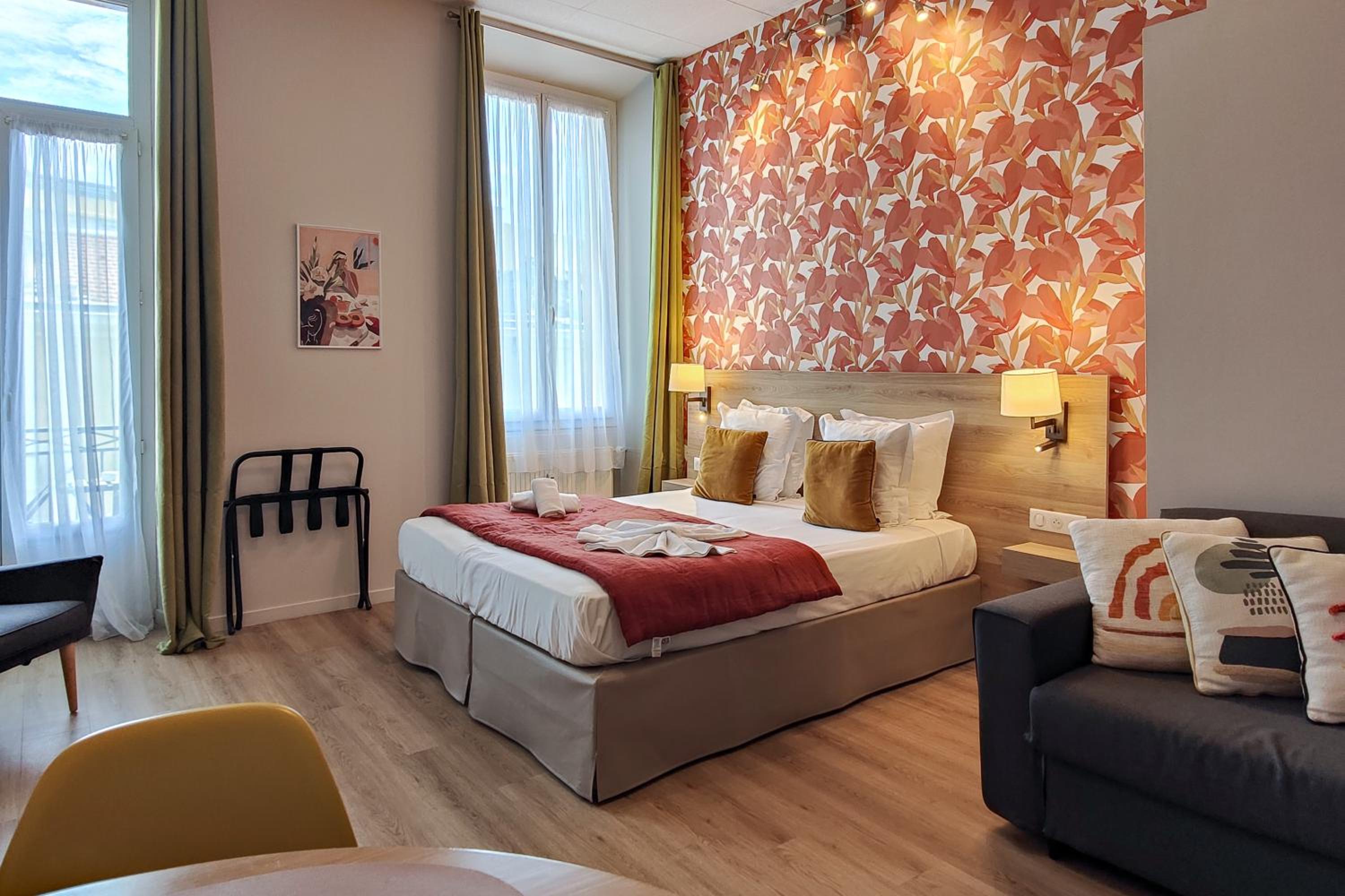 Junior Suite with Balcony