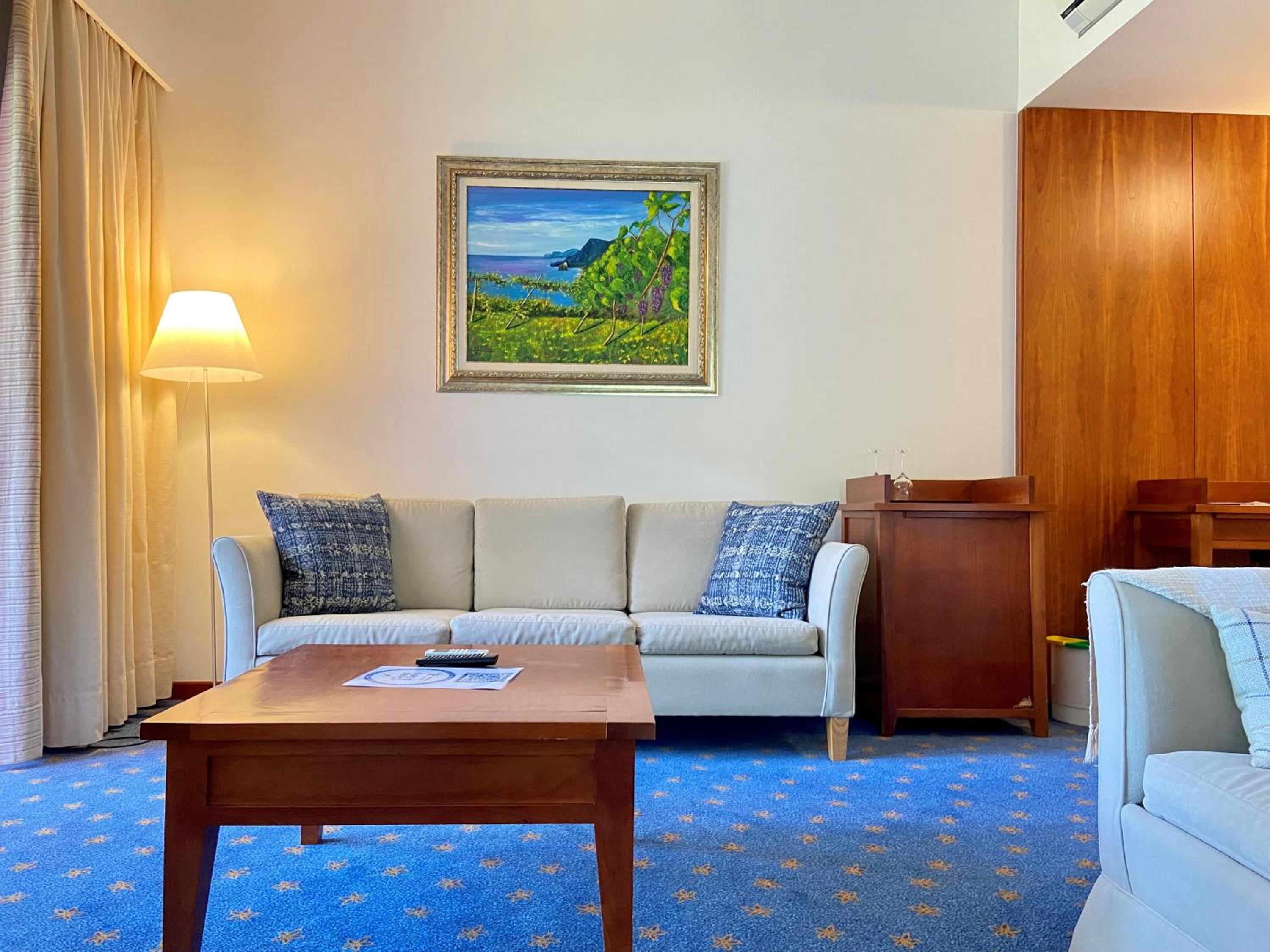Junior Suite - Photo 2
