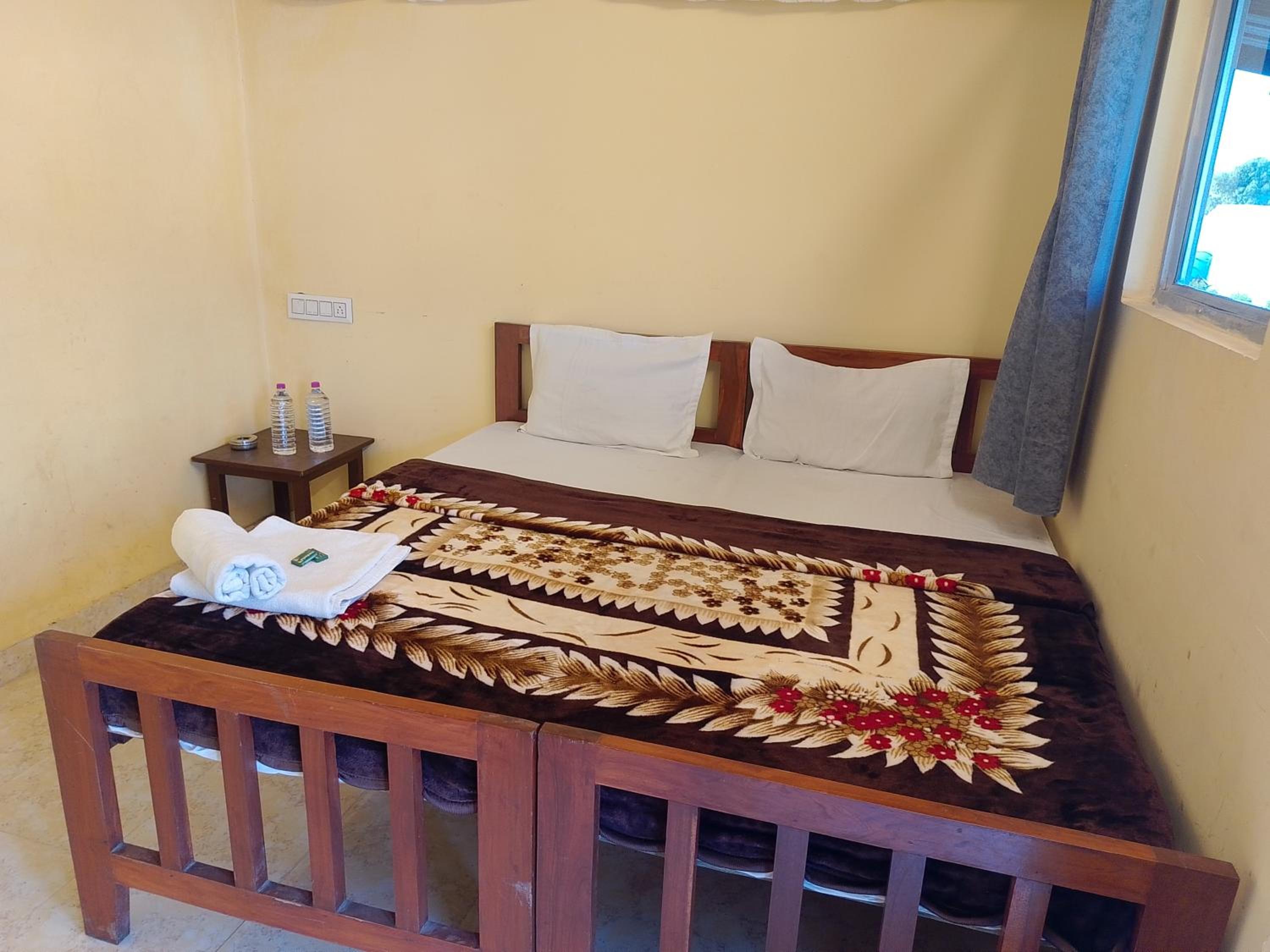 Double Room With Private Bathroom photo 3