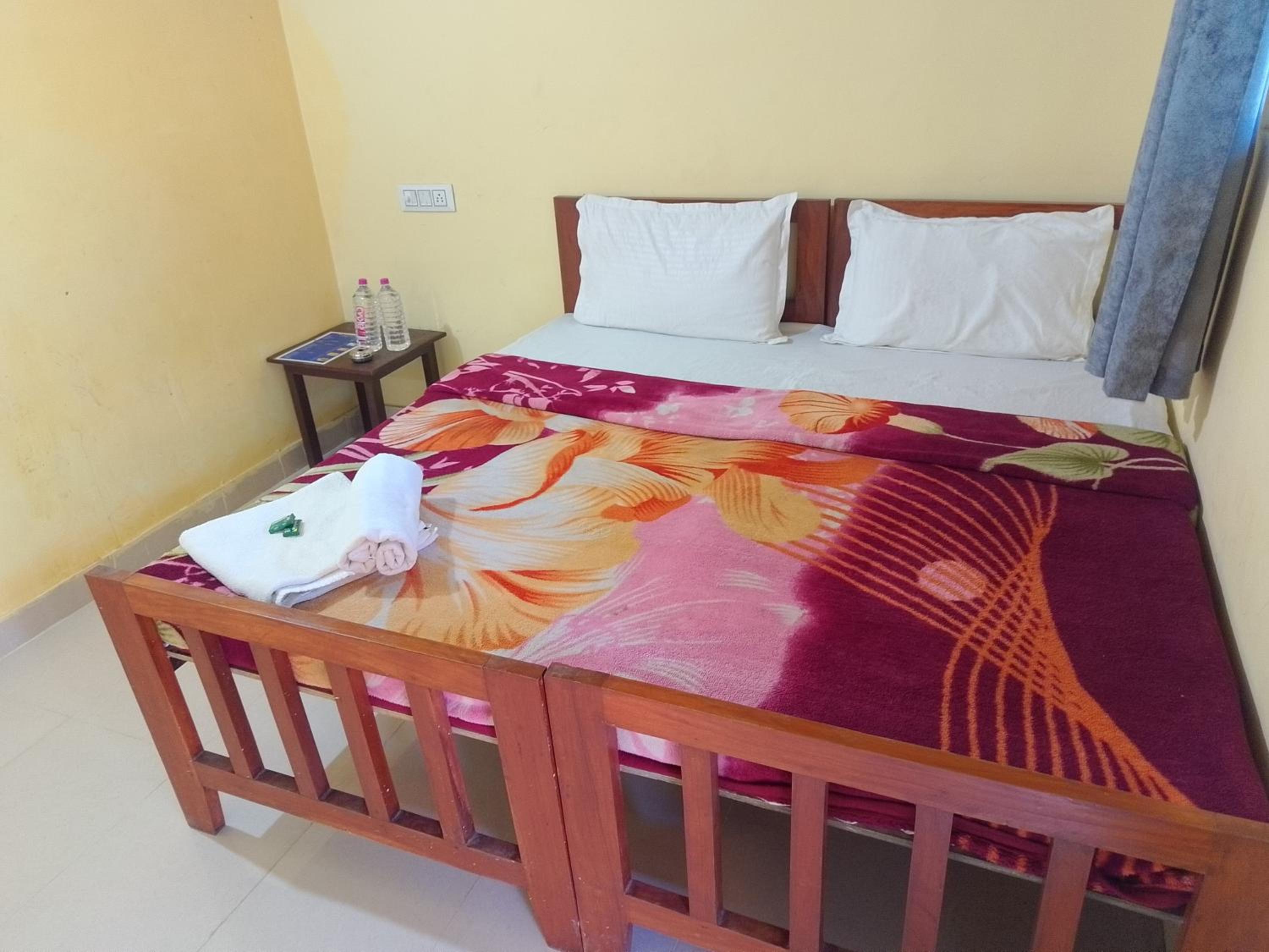 Double Room With Private Bathroom photo 1