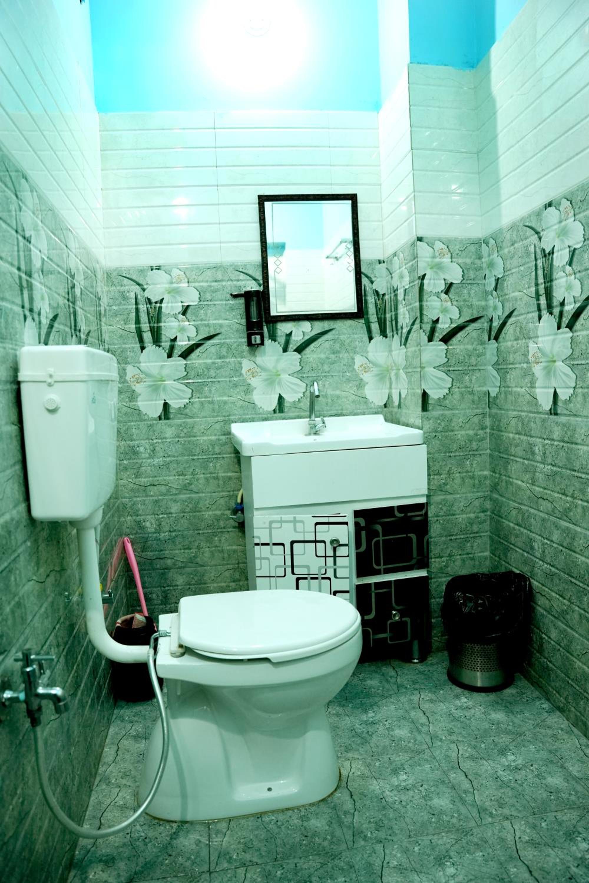 Deluxe Queen Room photo 3